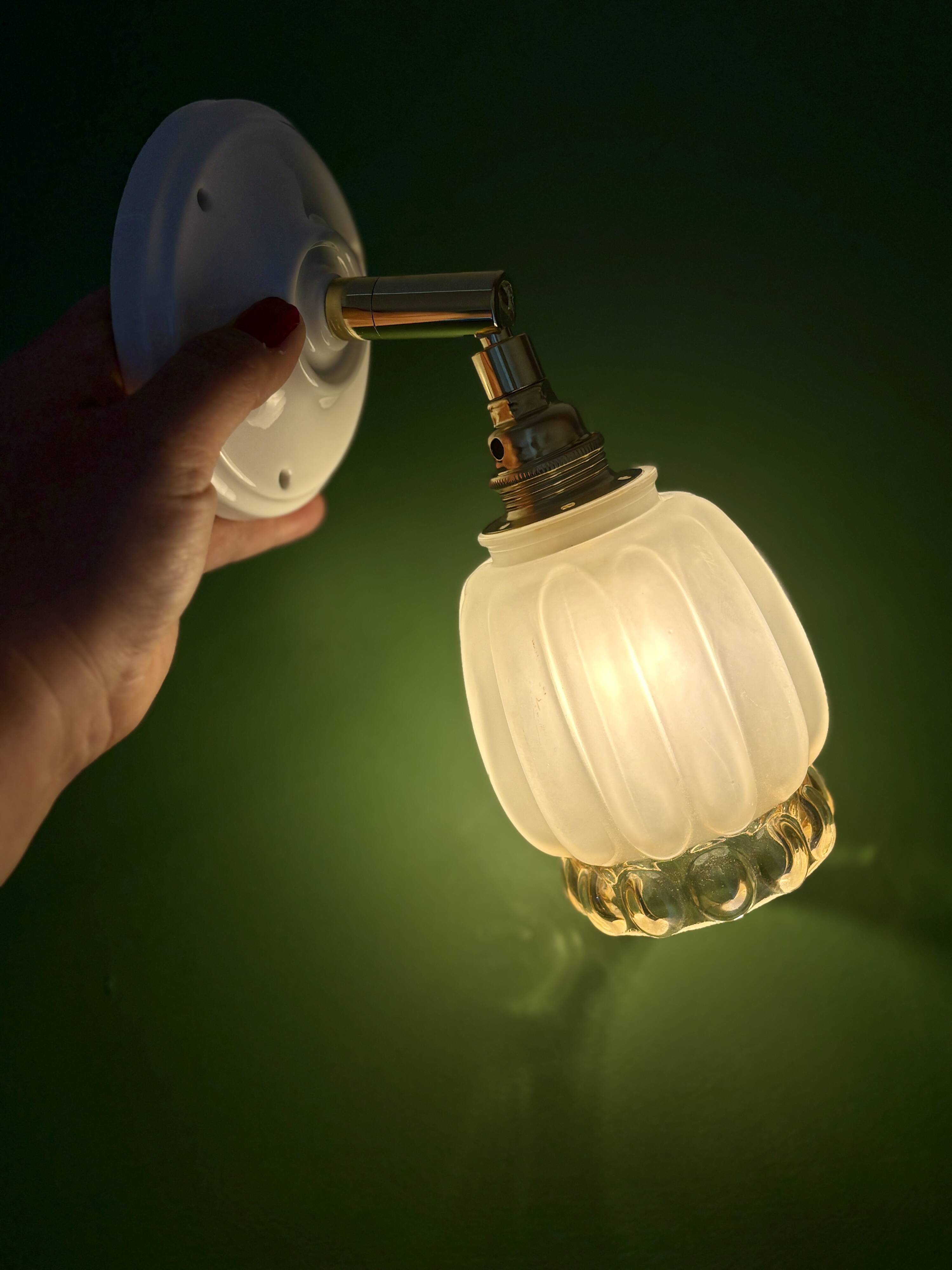 Vintage tulip wall light in frosted and amber glass