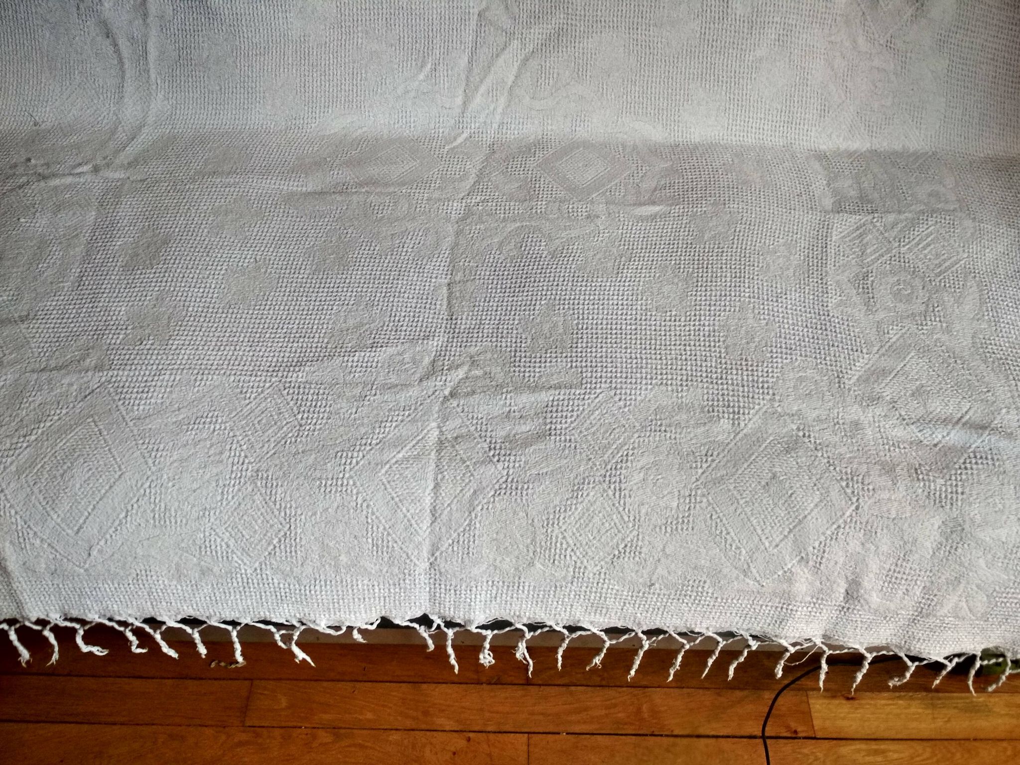 Dessus de lit en coton blanc  tissé , lit 1 place