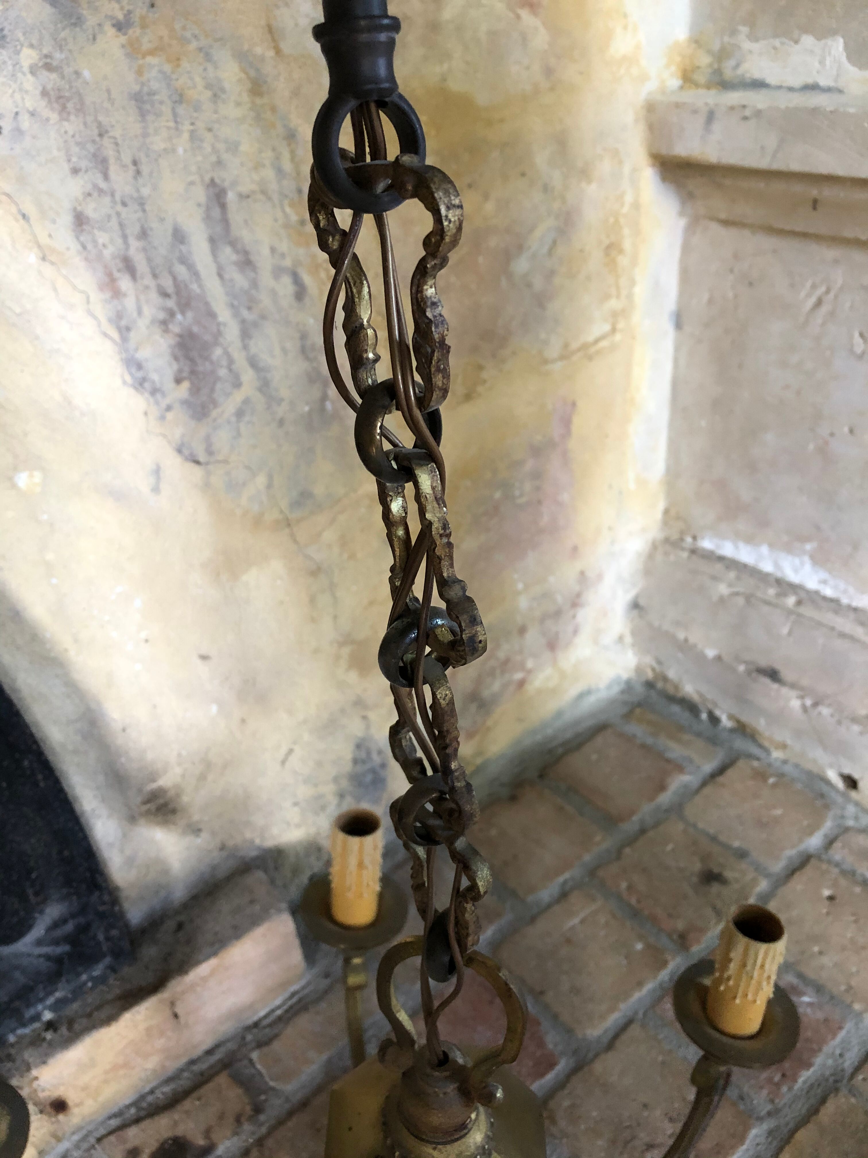 Massive bronze chandelier 6 candles