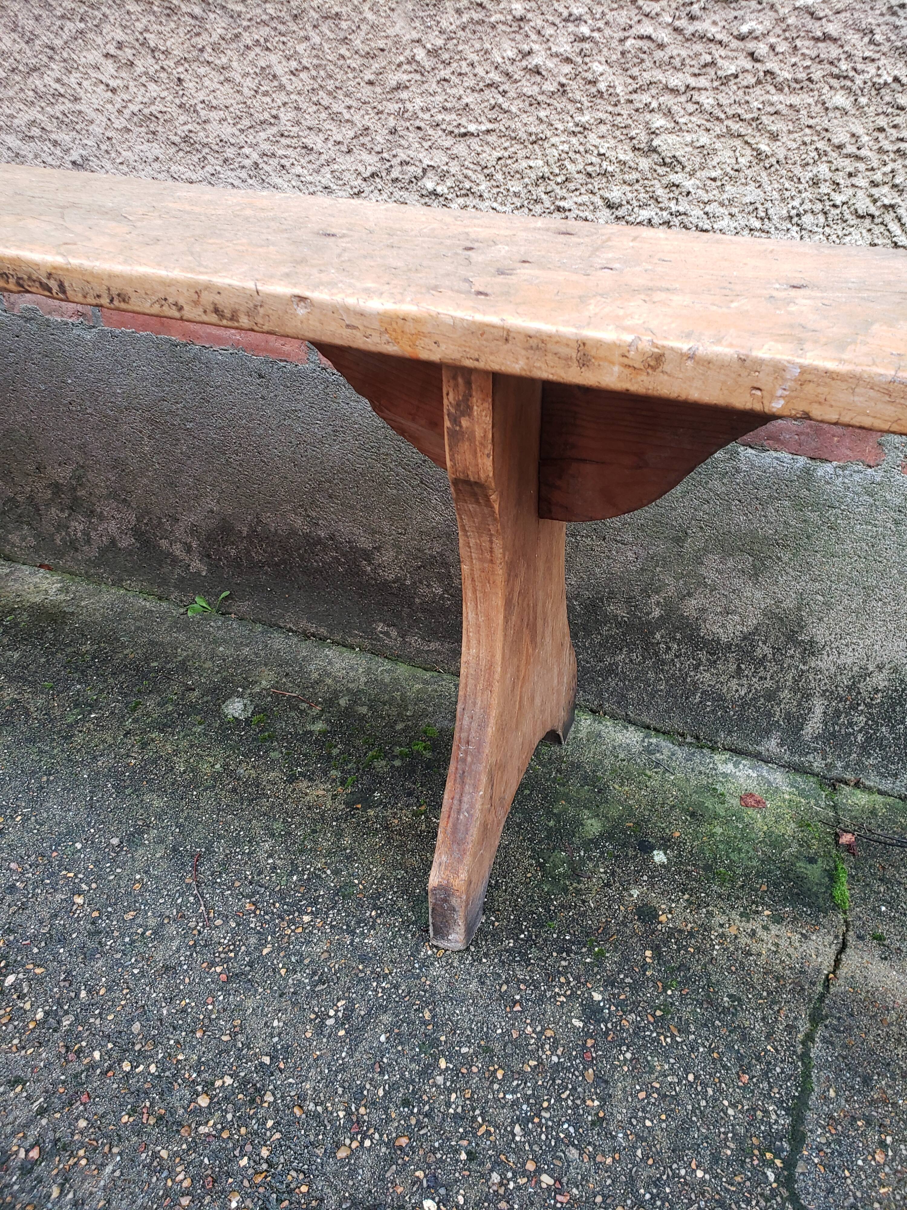 Wooden farm bench val de loi