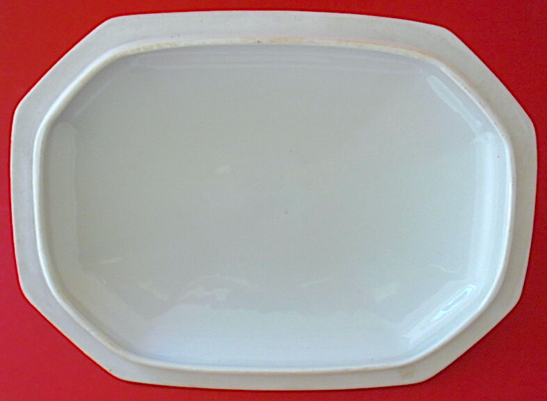 Porcelain vegetable with floral decoration