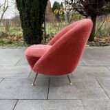 Organic armchair from the 1950s