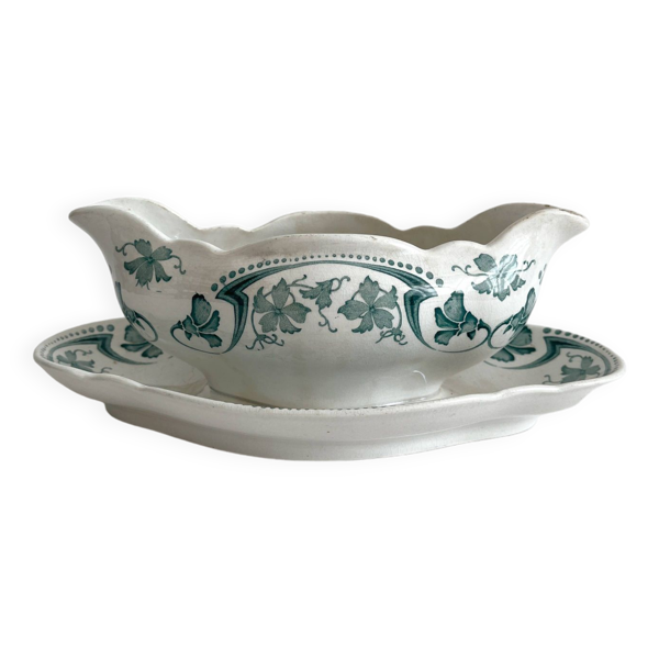 Saucière ancienne en terre de fer ''Lucy'' KG Lunéville vers 1900