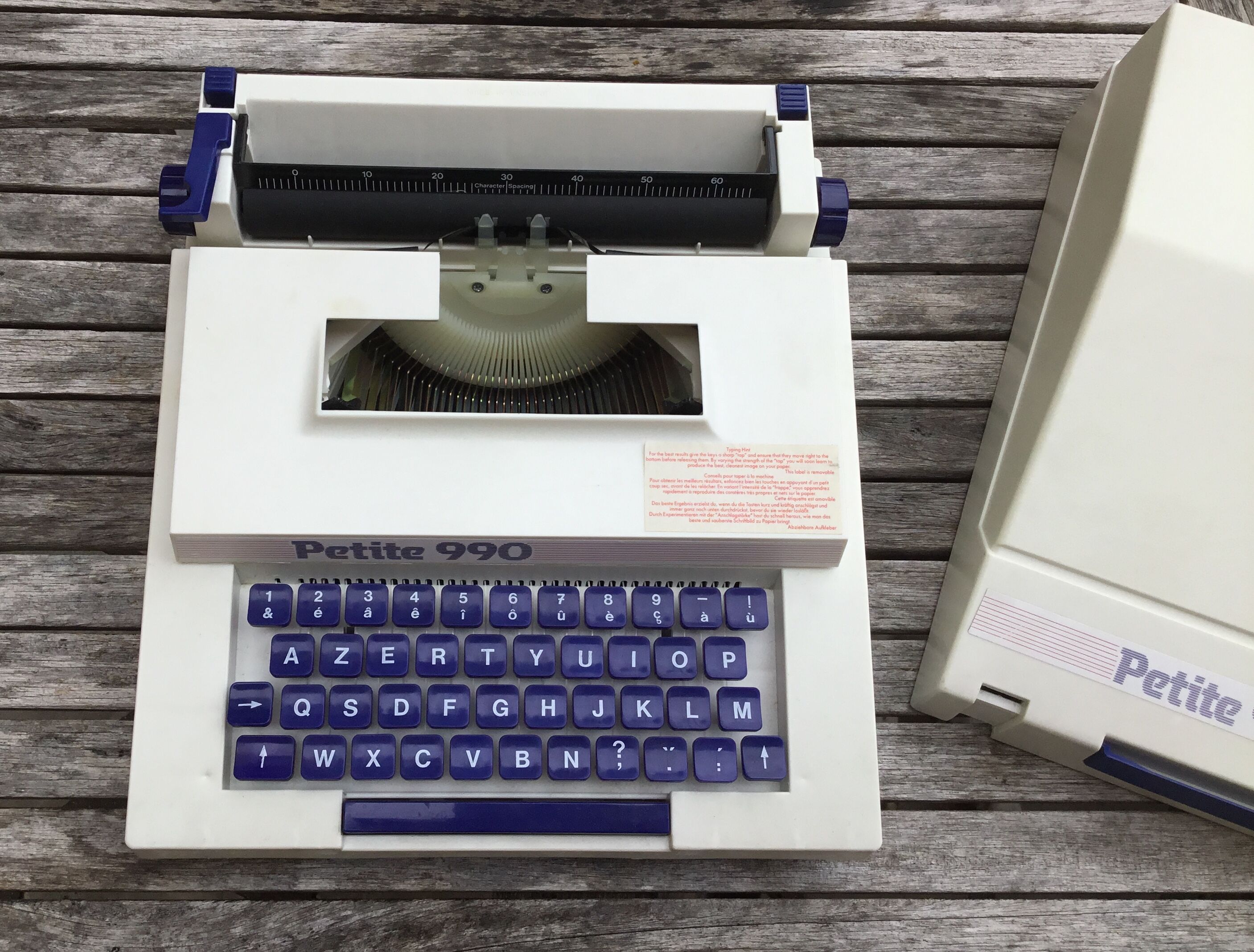 Machine to write "Little 990"