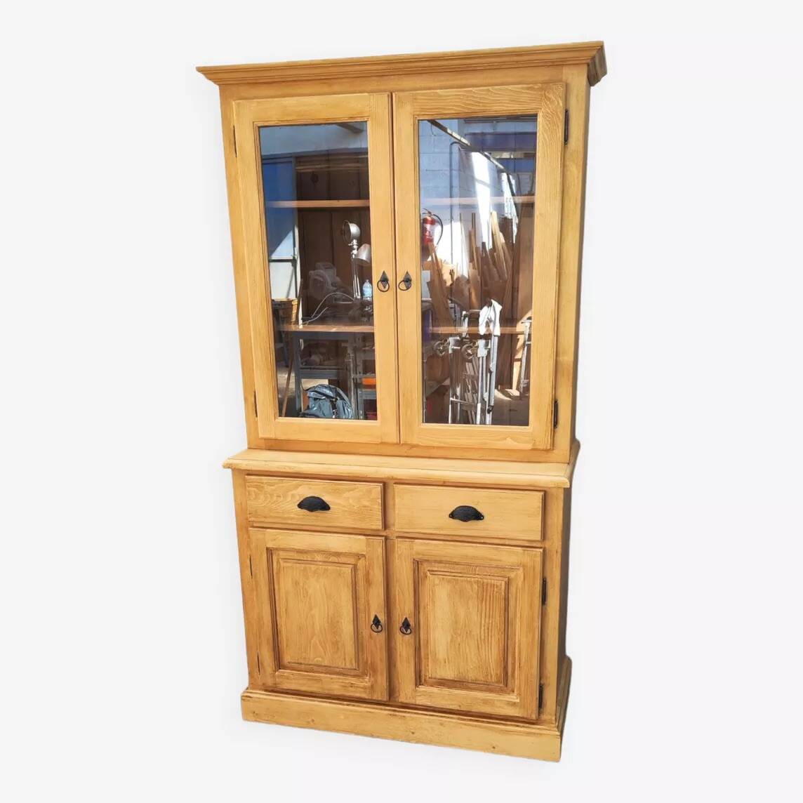 Two-body china cabinet in waxed pine