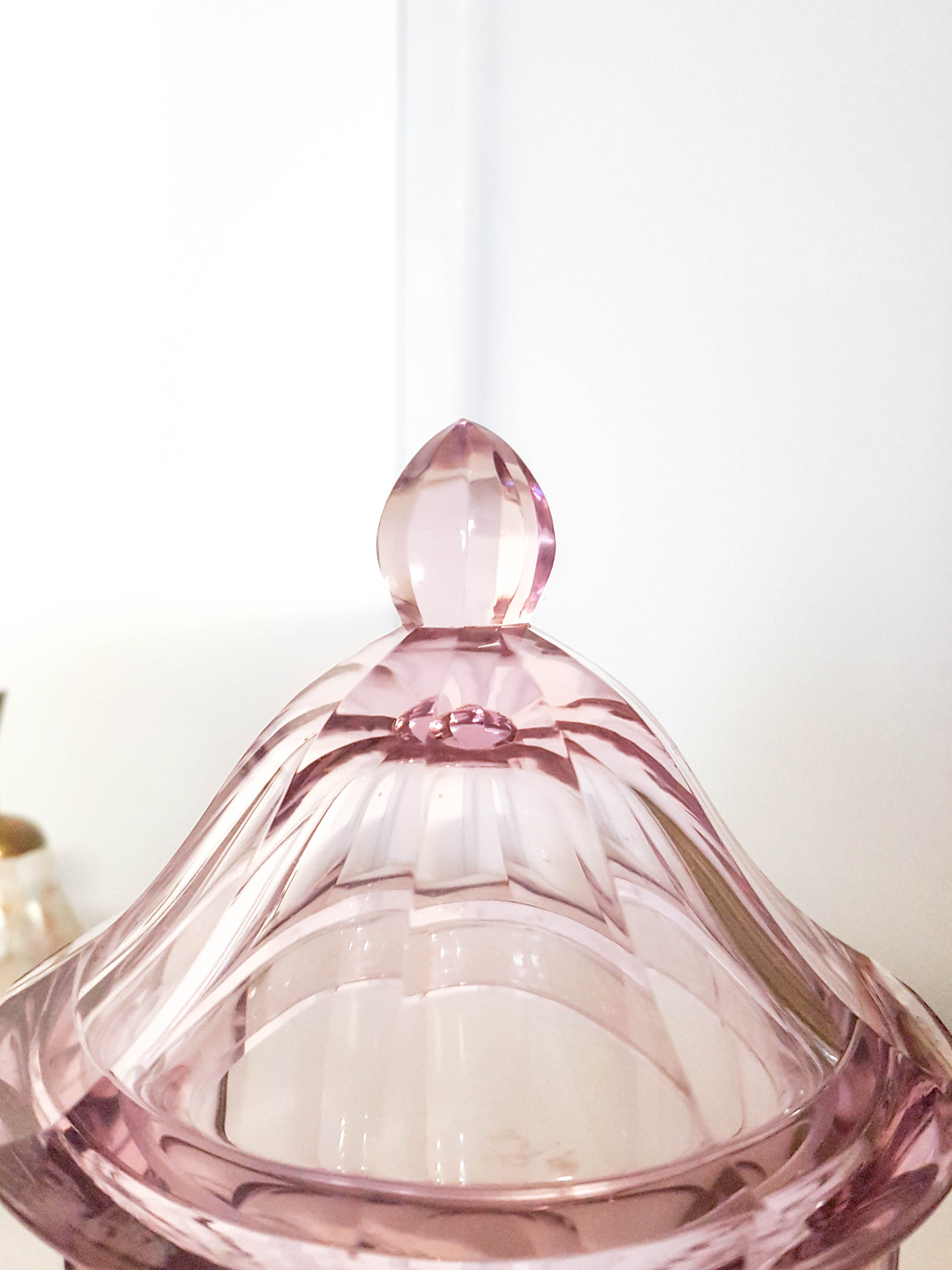 Candy pot in vintage purple glass