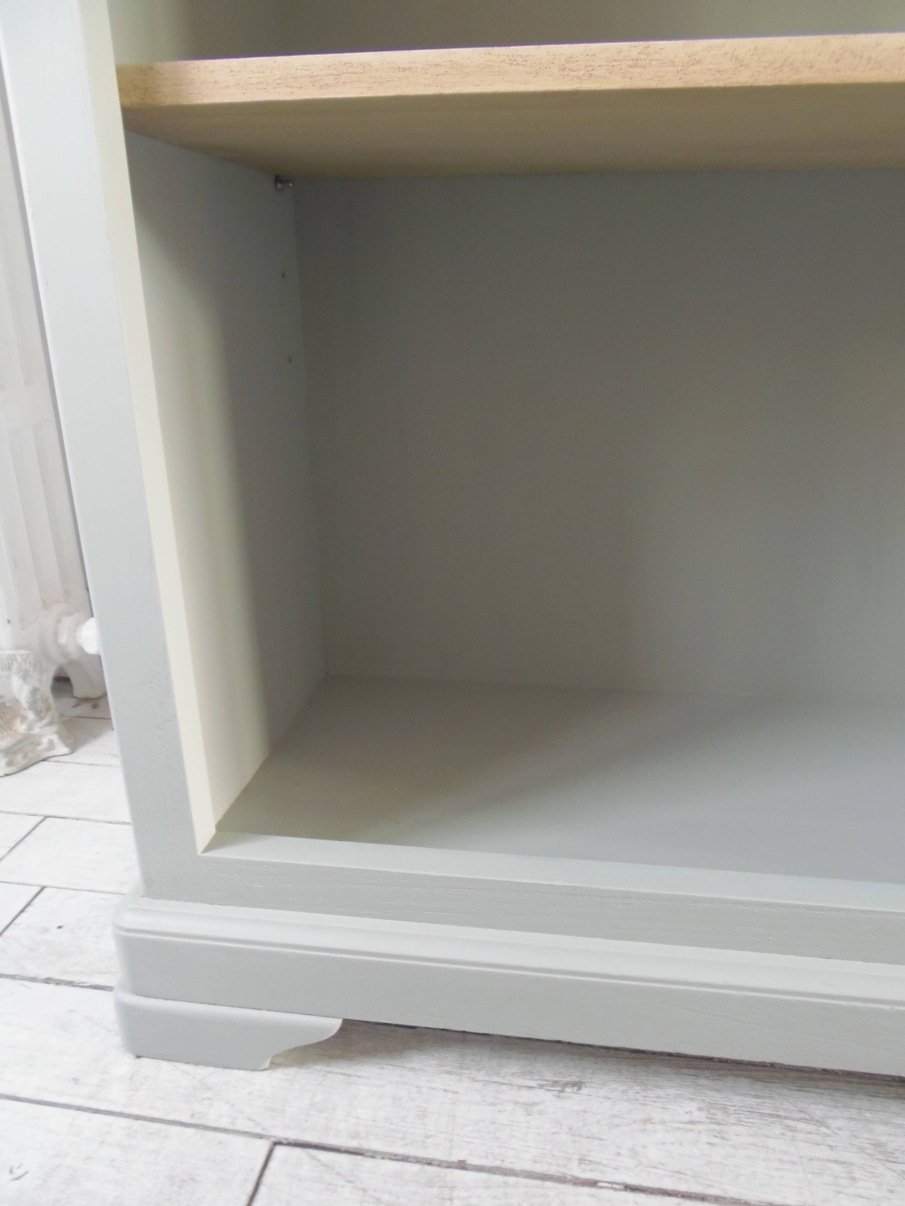 Louis Philippe style bookcase reenchanted in verdigris, 3 light oak waxed shelves.