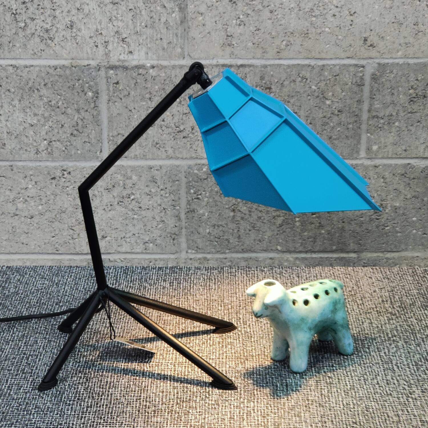 Pett Nero Diesel table lamp by Foscarini