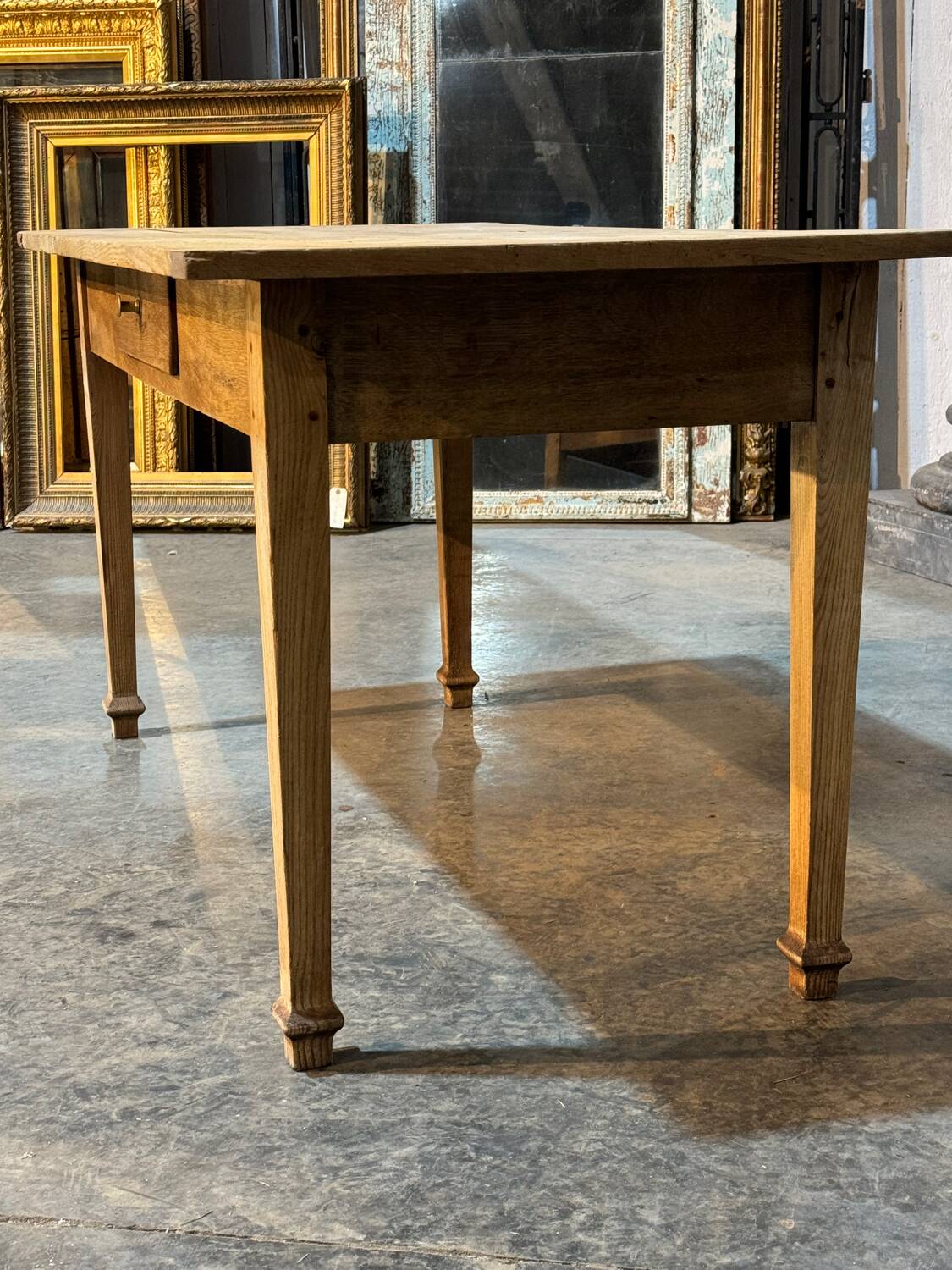 Kitchen table