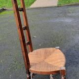 Chaise basse paillee dite chauffeuse