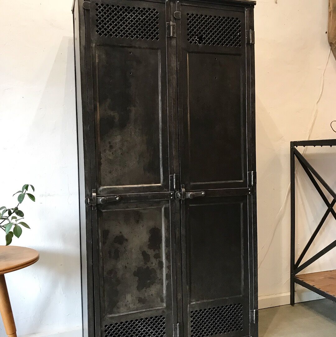 Locker metal of the 1920s