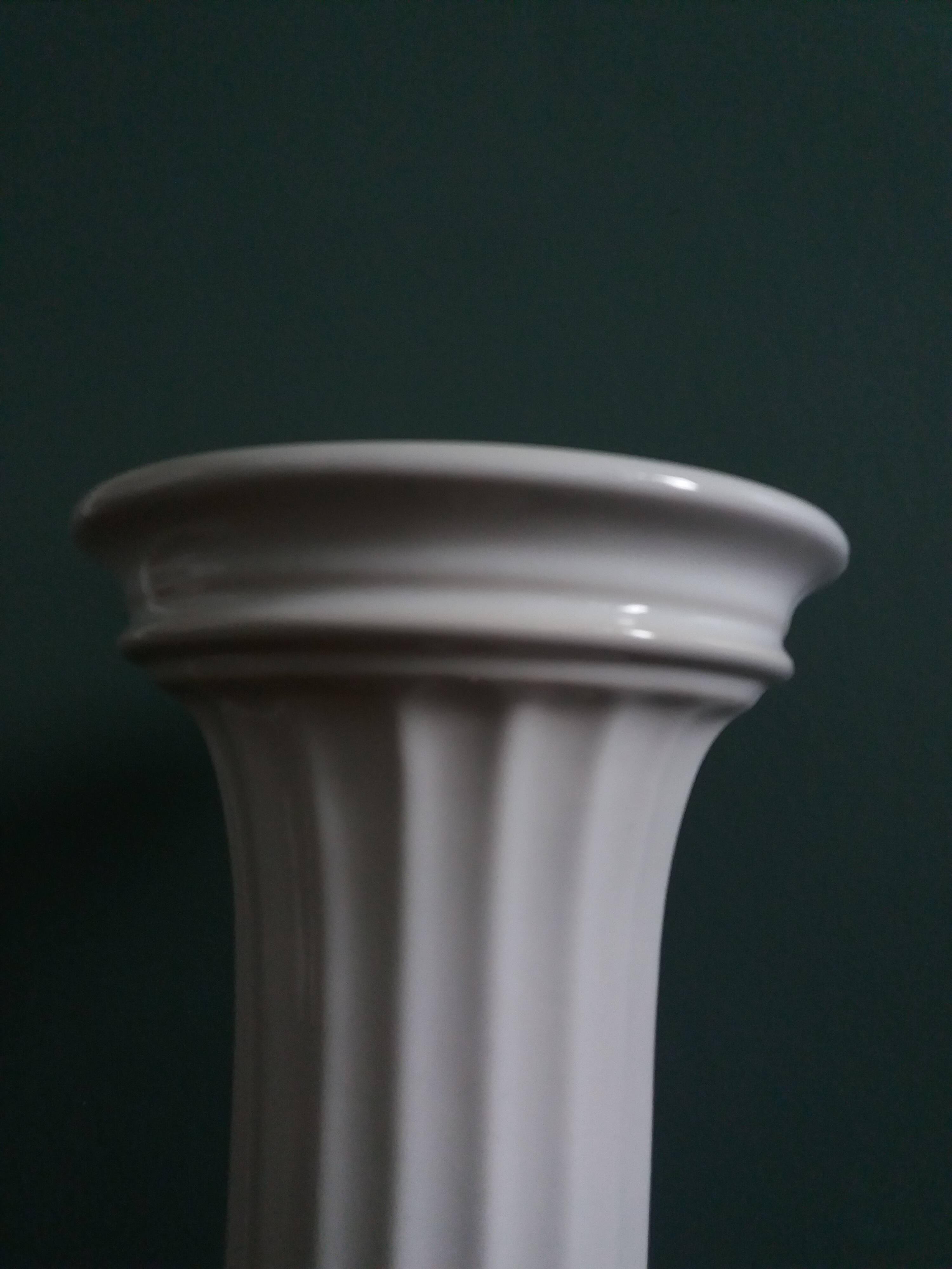 Ceramic column