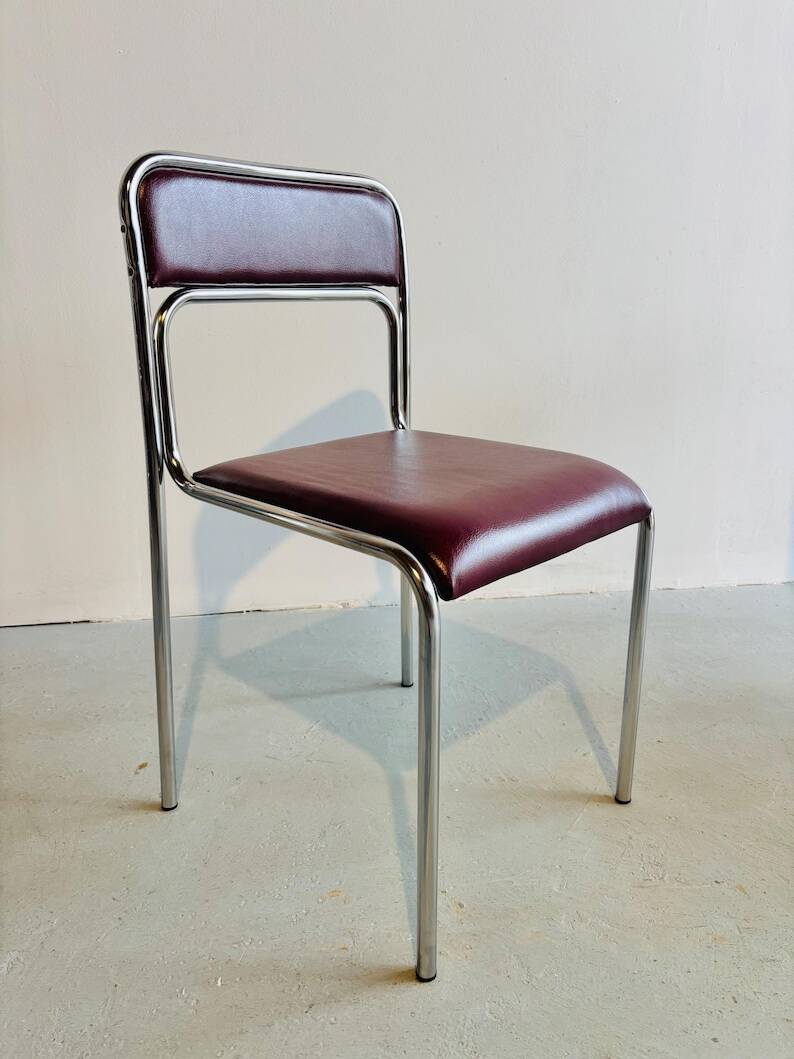 Chaise vintage bauhaus en chrome 90