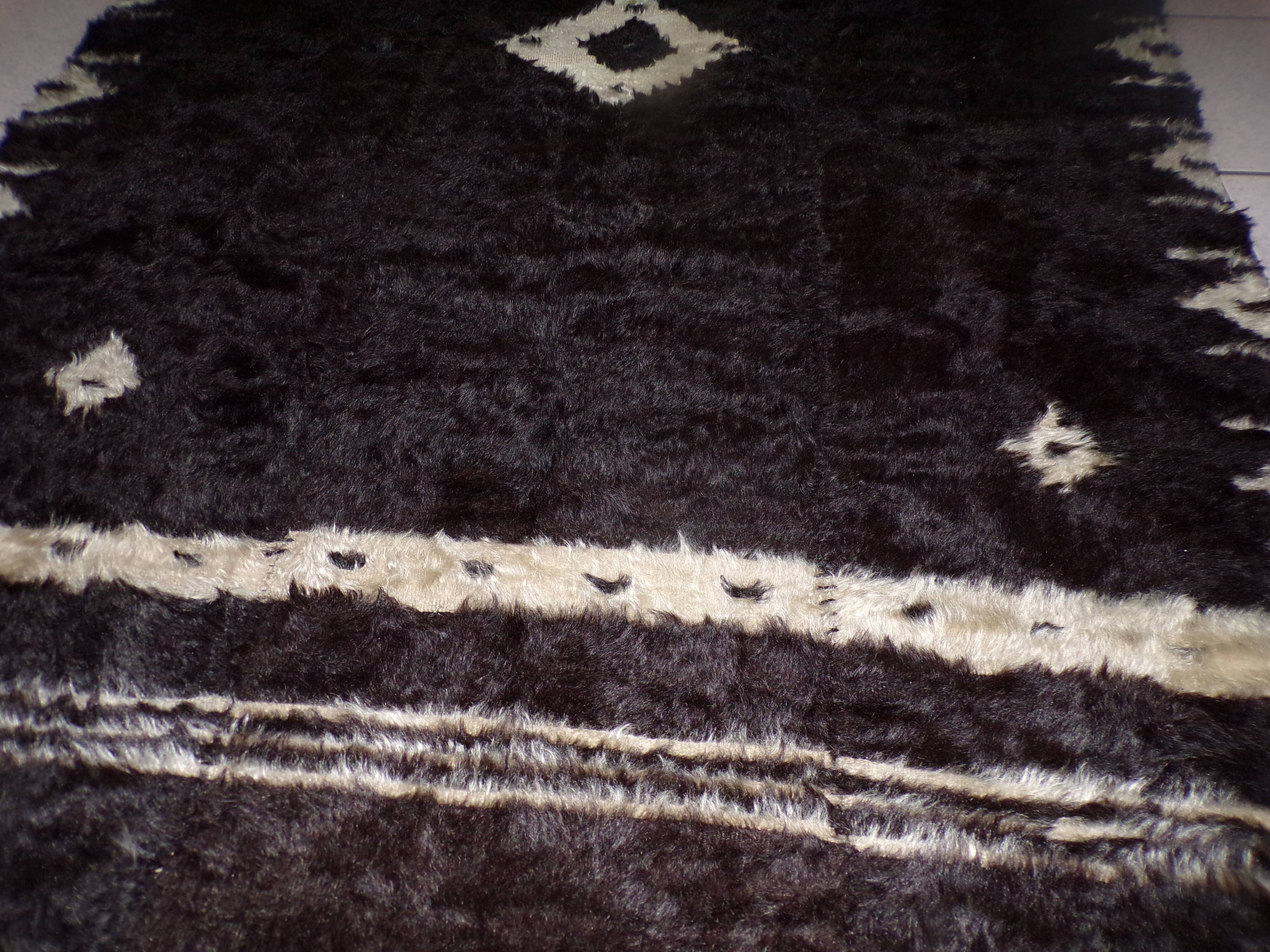 Carpet Syrian goat of 1930