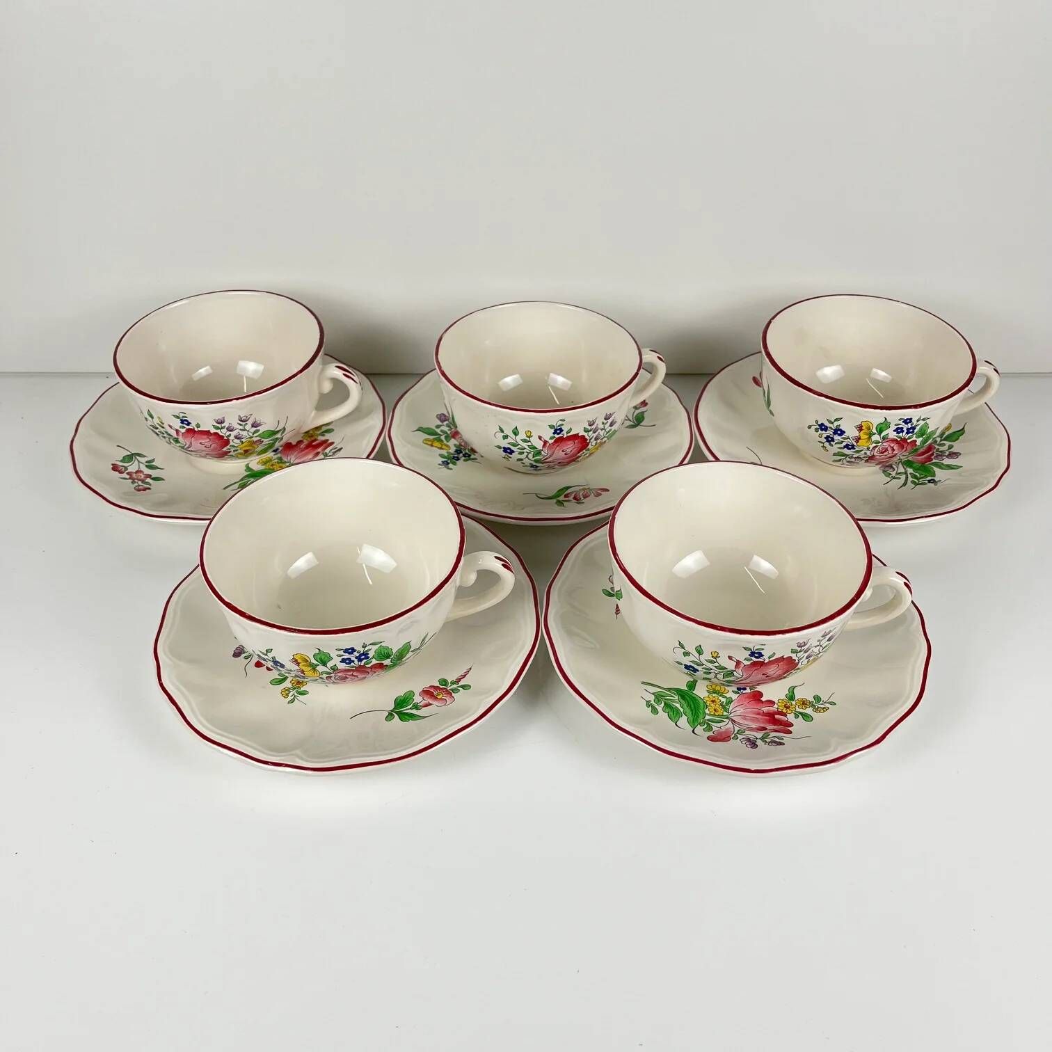 Set of 5 large cups with saucers, Réverbère model by KG Lunéville.