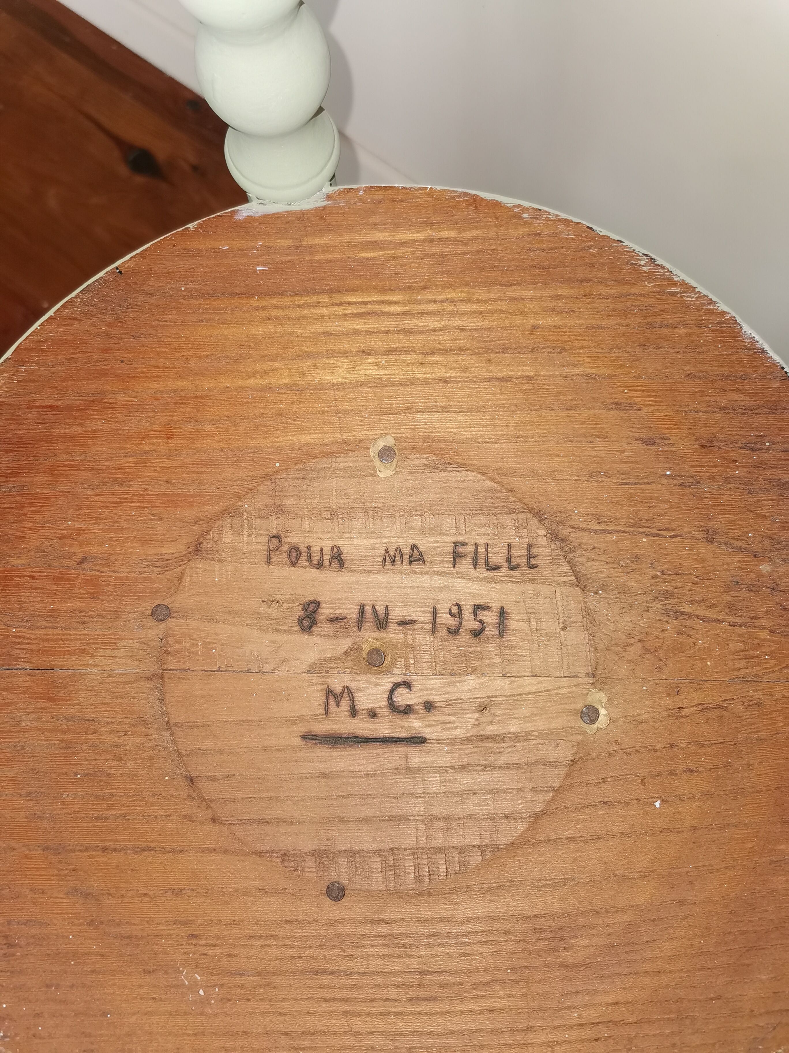 Vintage pedestal table solid wood