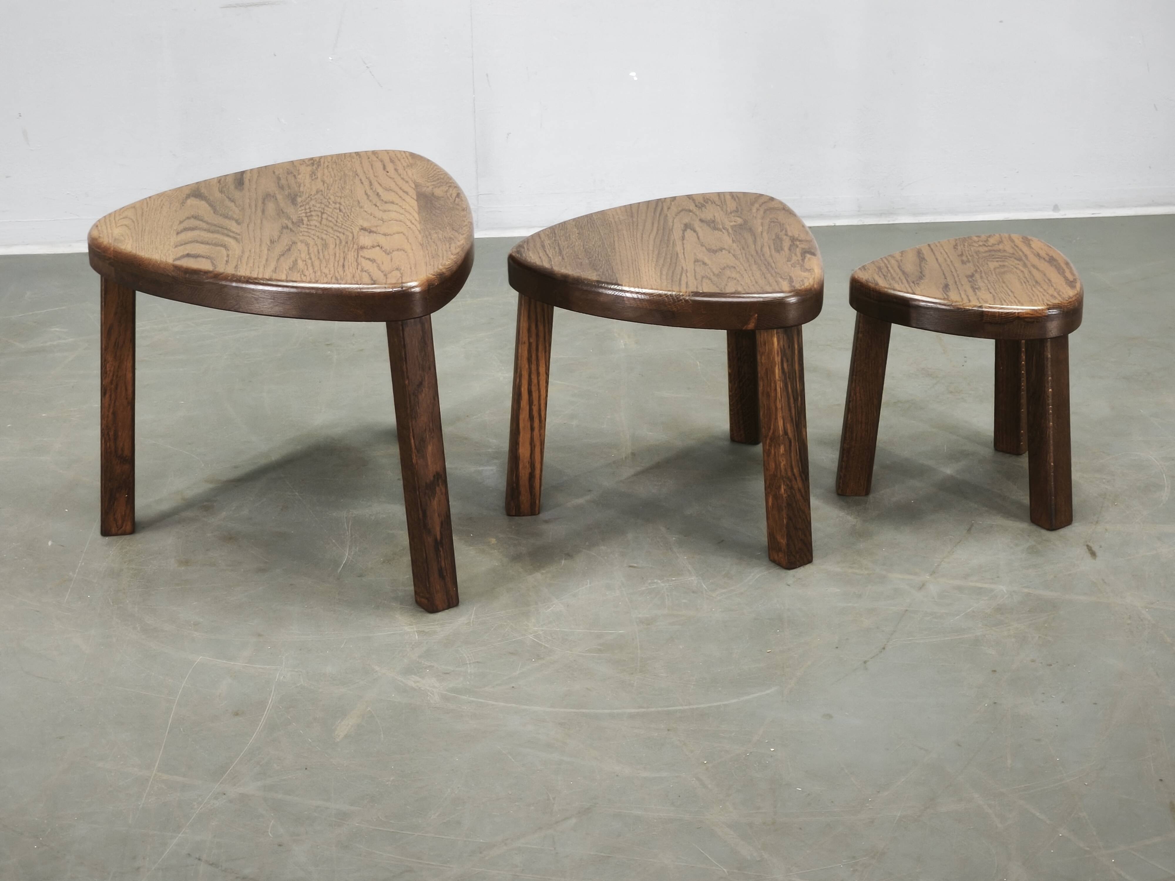 1960s Czechoslovak Mid-Century Solid Oak Nesting Tables, Set of Three