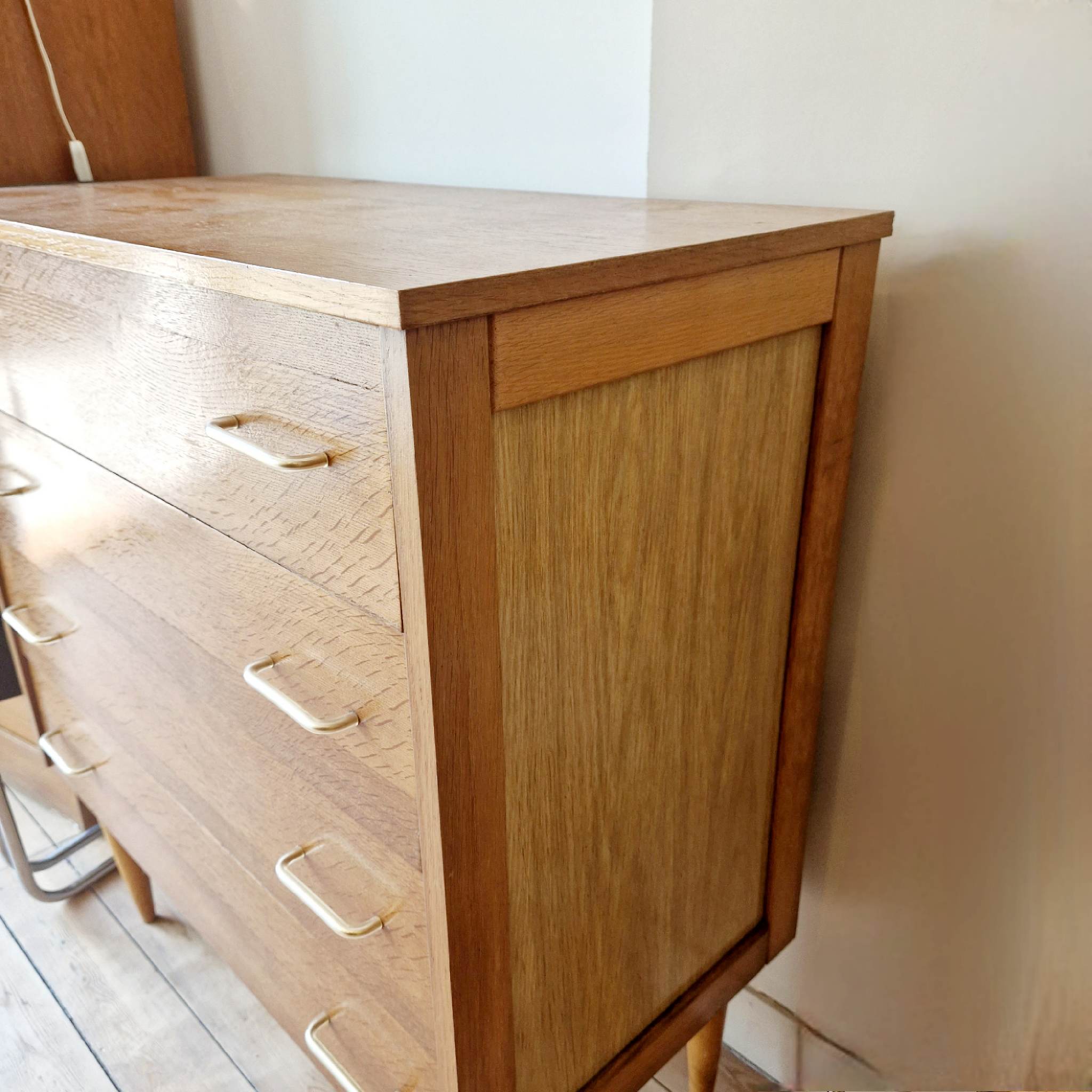 60s chest of drawers