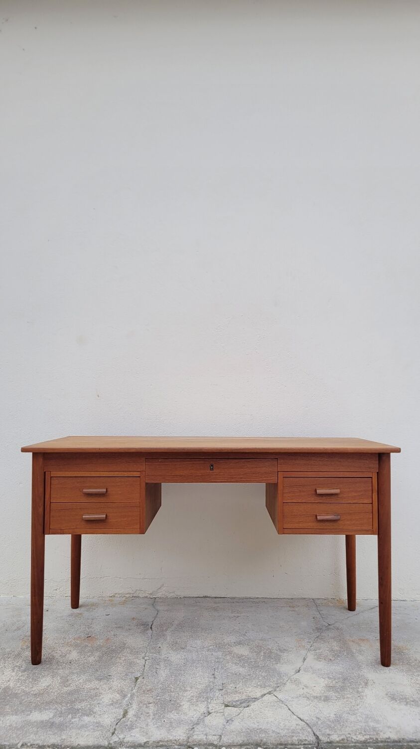 Danish Scandinavian desk in vintage teak 5 drawers, 1950s