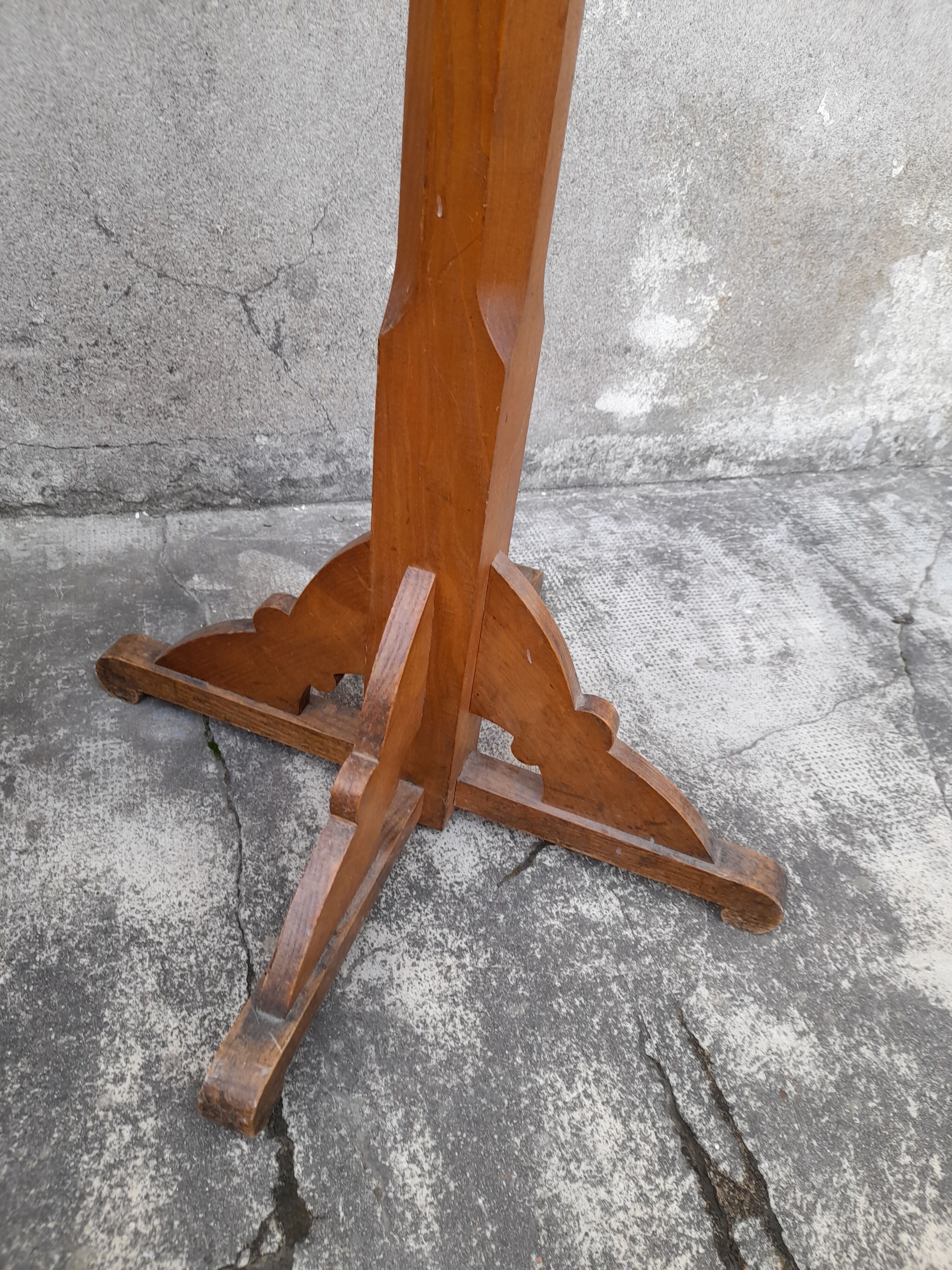 Oak Bistro Coat Rack 1900
