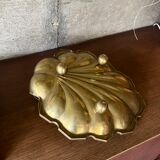Empty pocket scallop in brass from the 50s