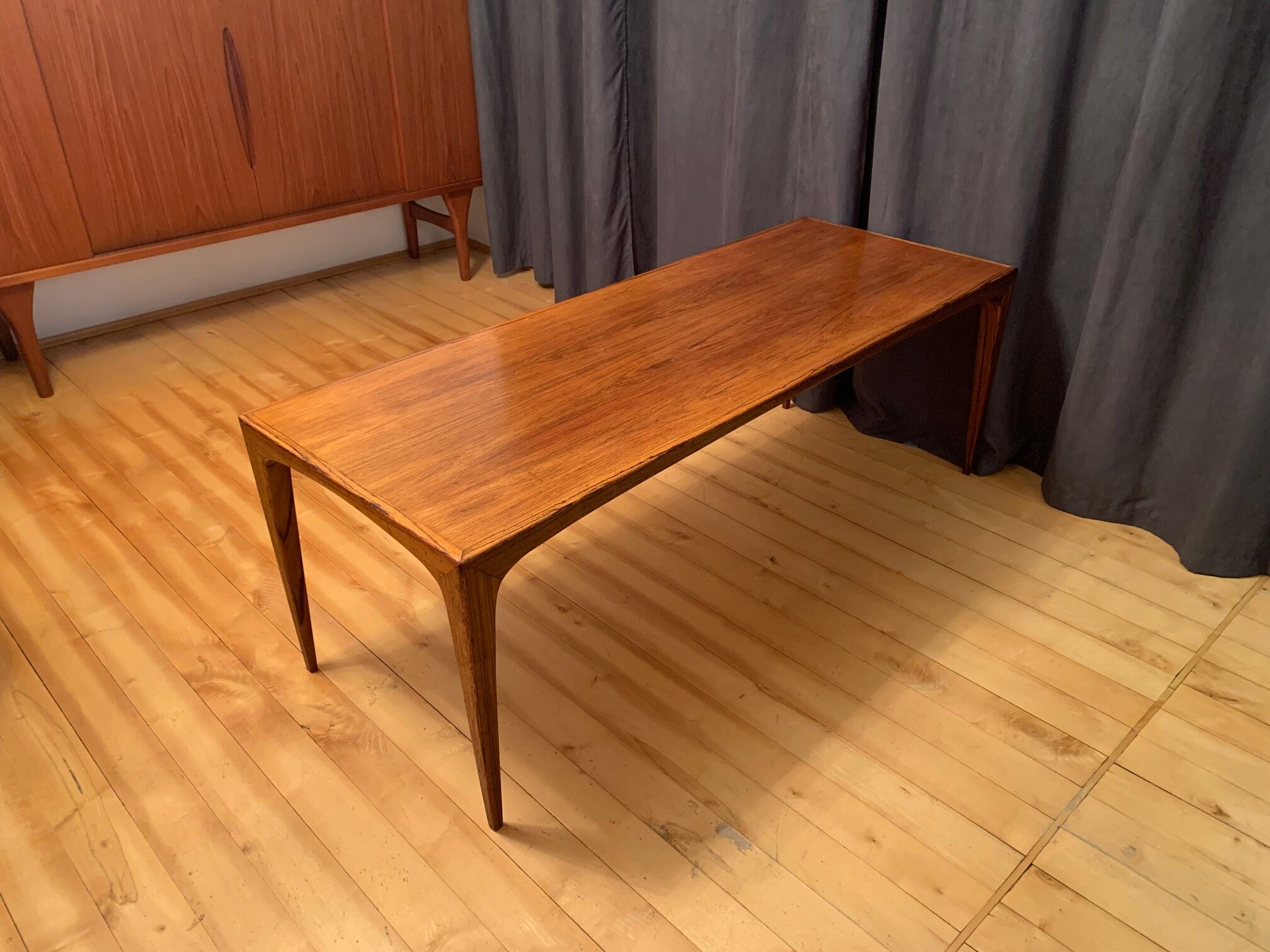 Coffee table by Johannes Andersen, CFC Silkeborg, Denmark, 1950s.