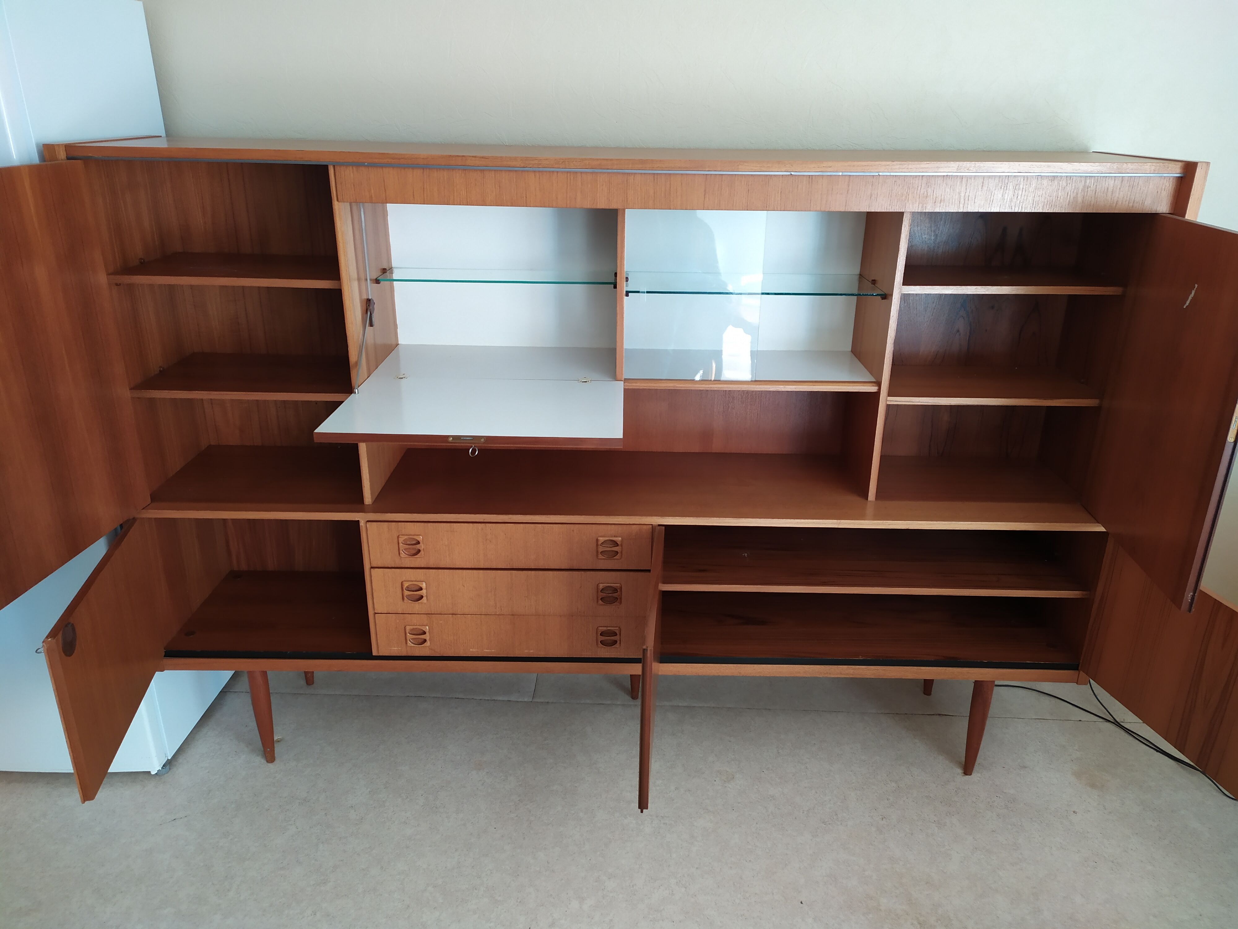 Scandinavian threading