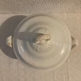 19th century tureen of Montereau