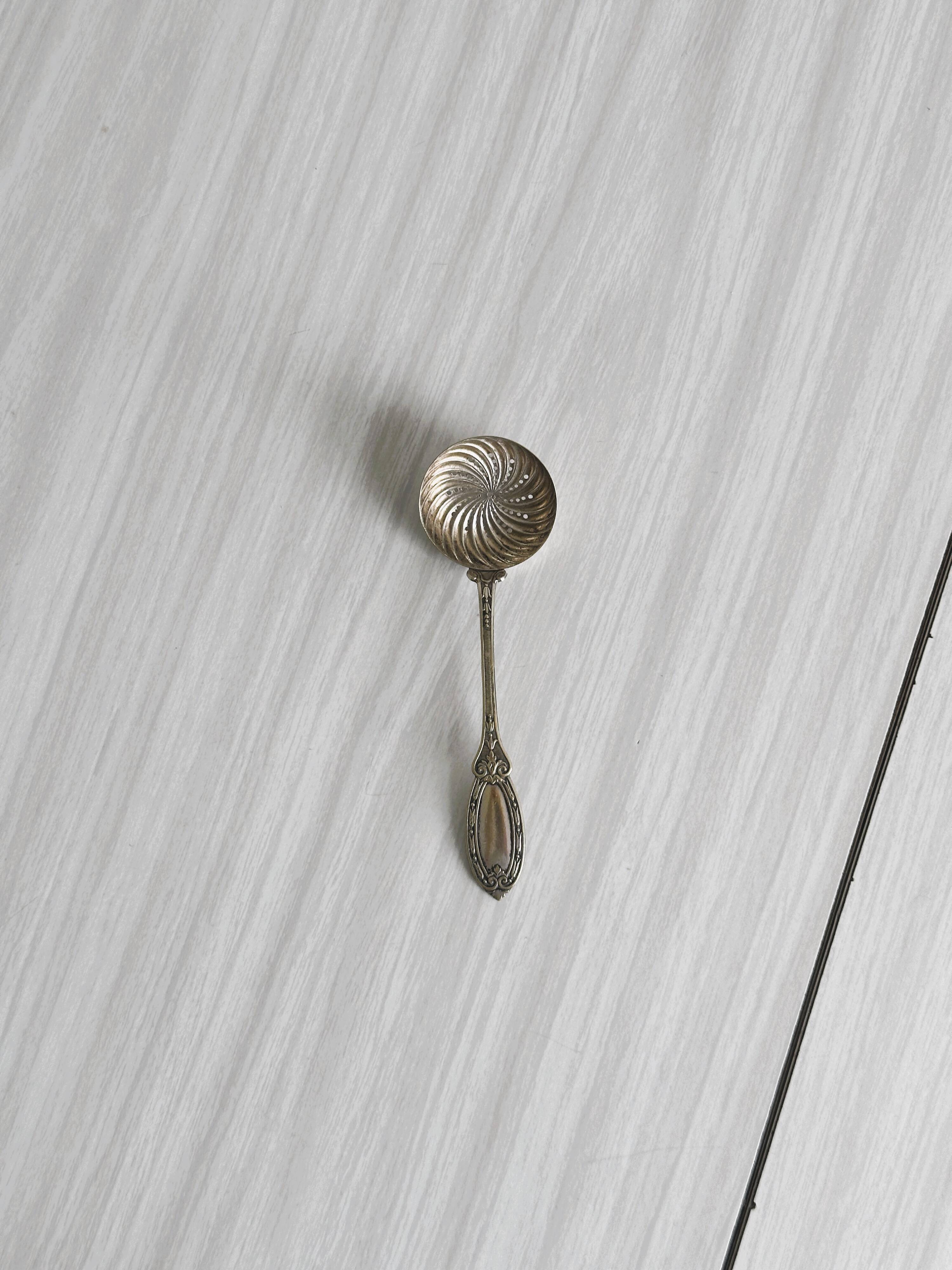 Petite cuillère à poudre ancienne métal argenté