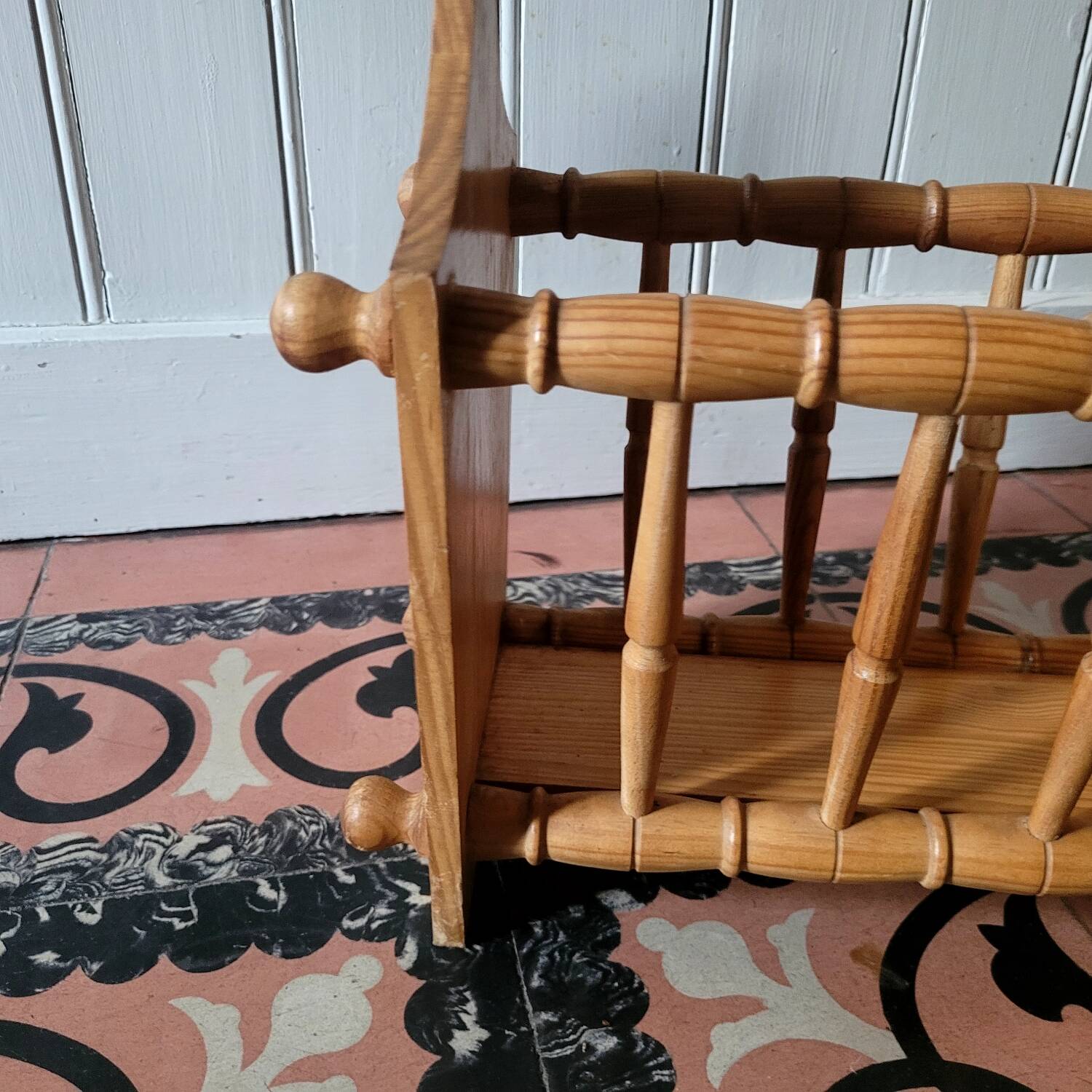Vintage magazine rack from the 60s and 70s