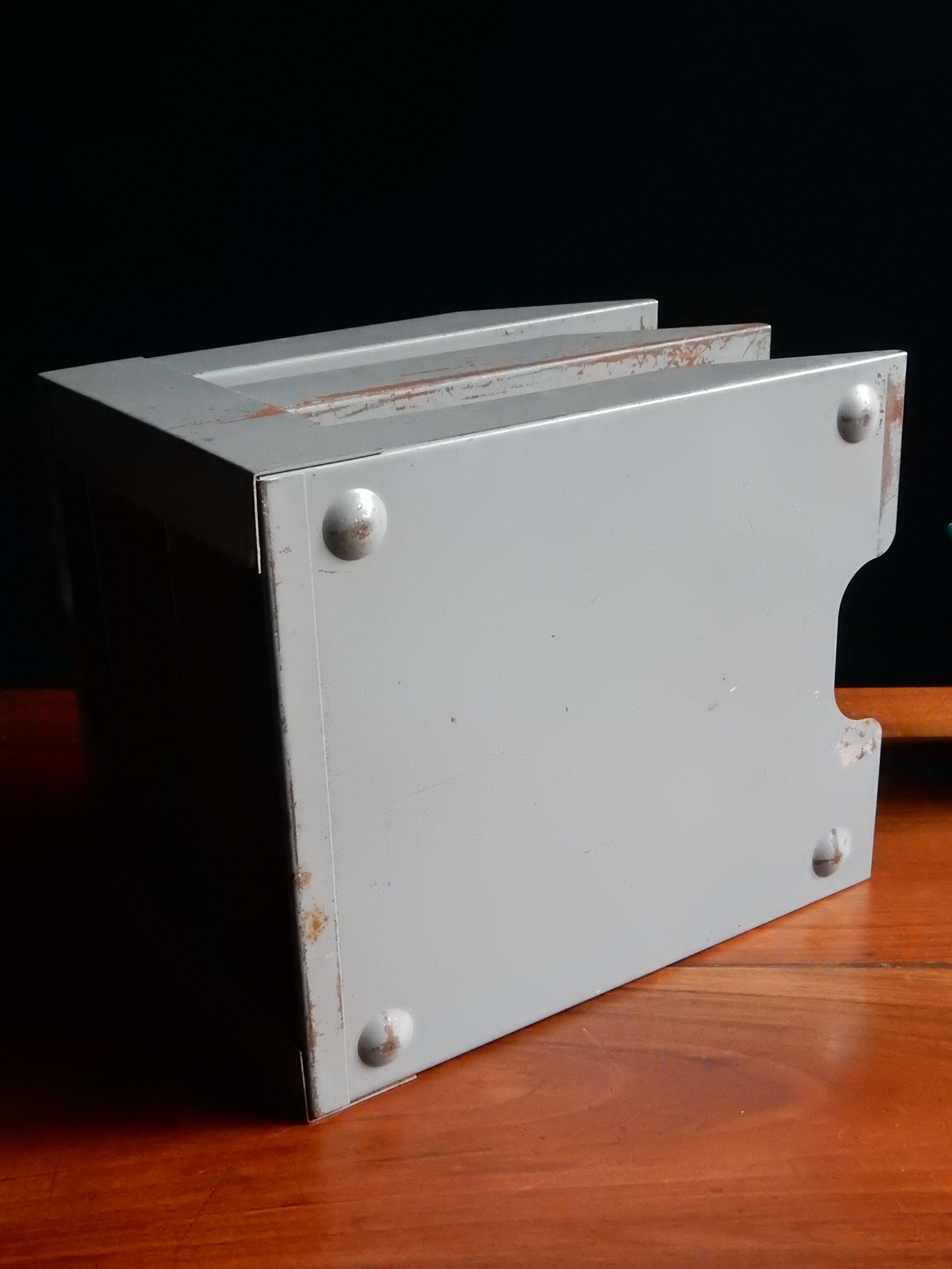 Columbia Metal Office Organizer