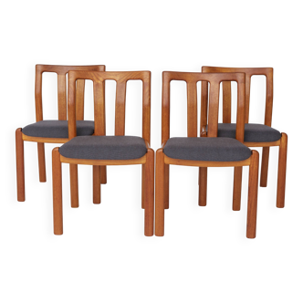 4 chaises en teck de style danois par Dyrlund , années 1960