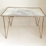 Coffee table gilded metal and white rigidule top 50