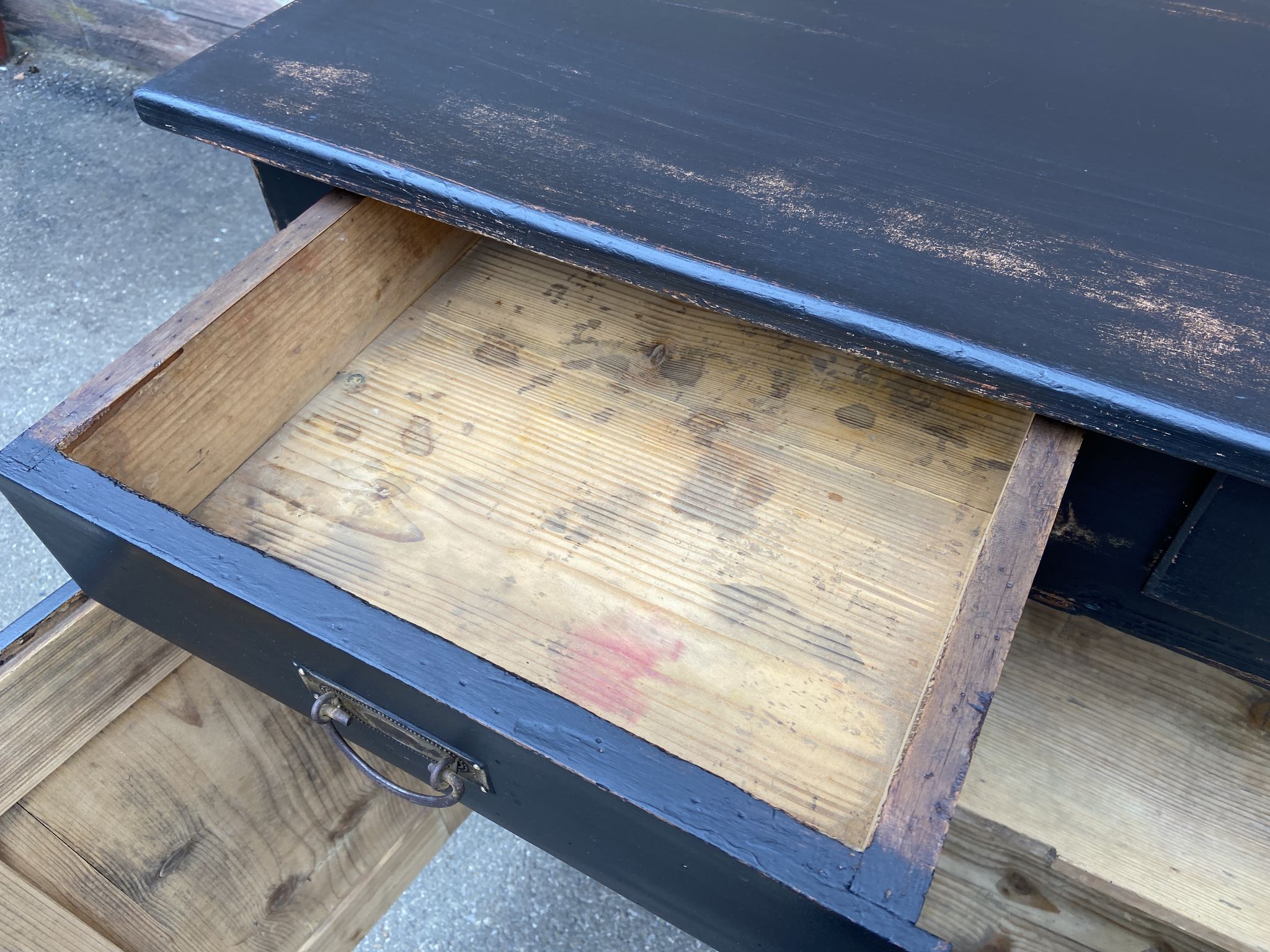 Low sideboard Early XXth wood painted