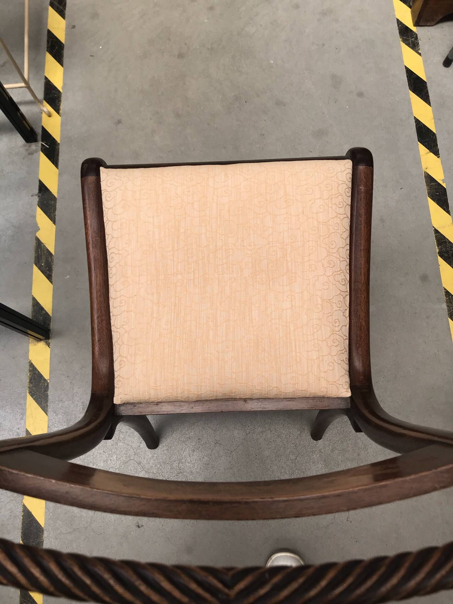 6 Art Nouveau chairs with brass marquetry