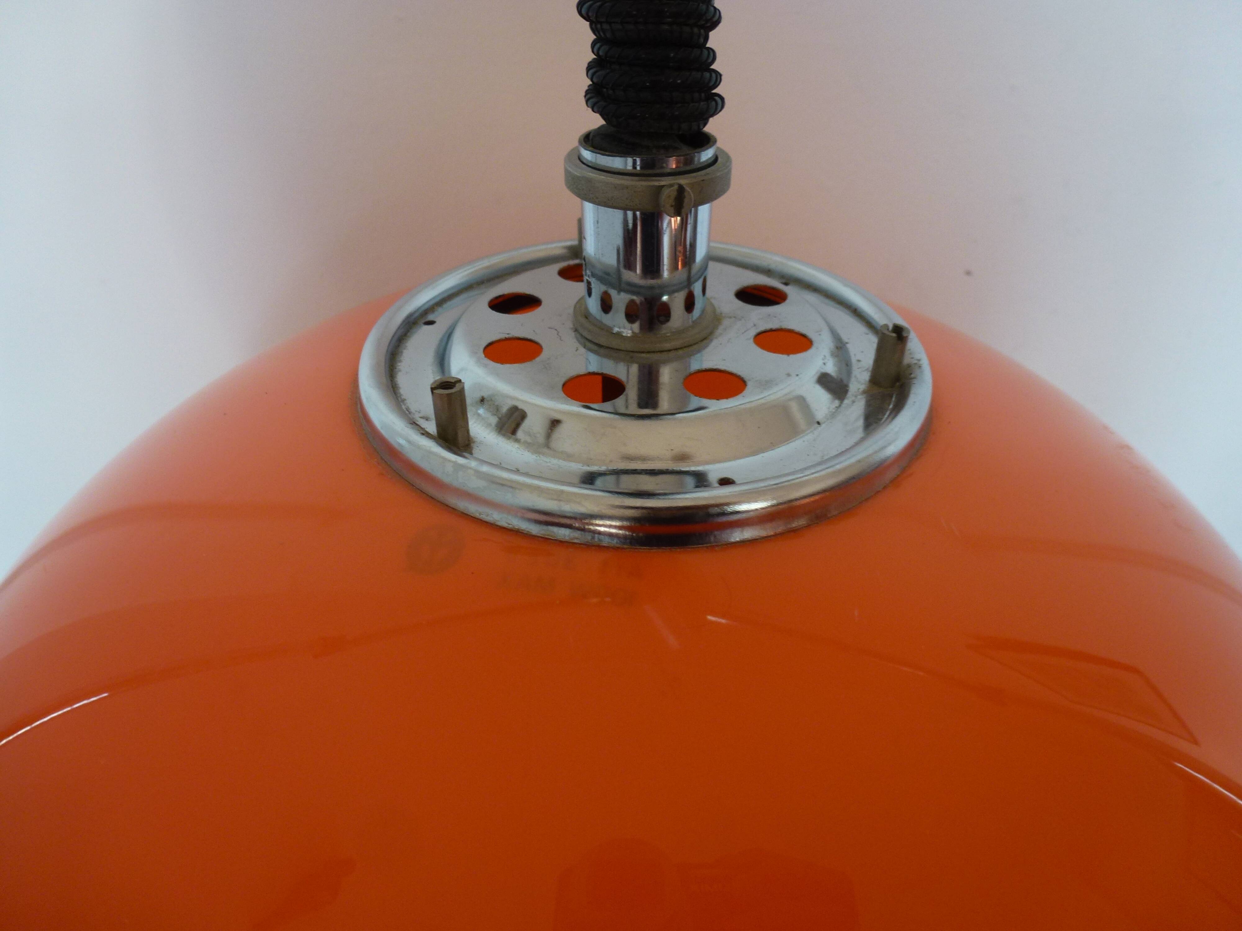 Vintage suspension Harvey Guzzini 1970