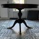 Table style empire en noyer massif