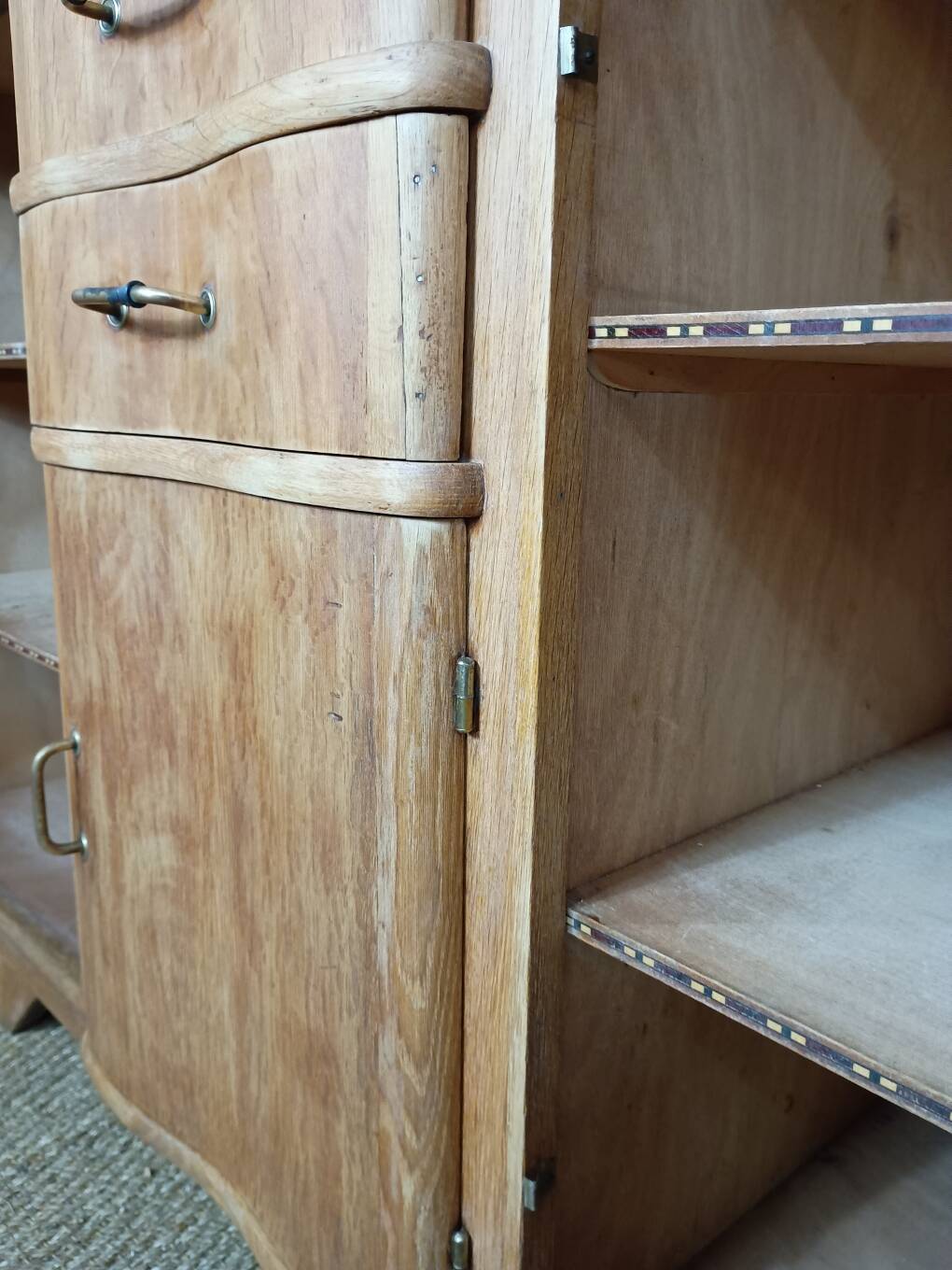 1950s two-body buffet, oak veneer, tapered legs.