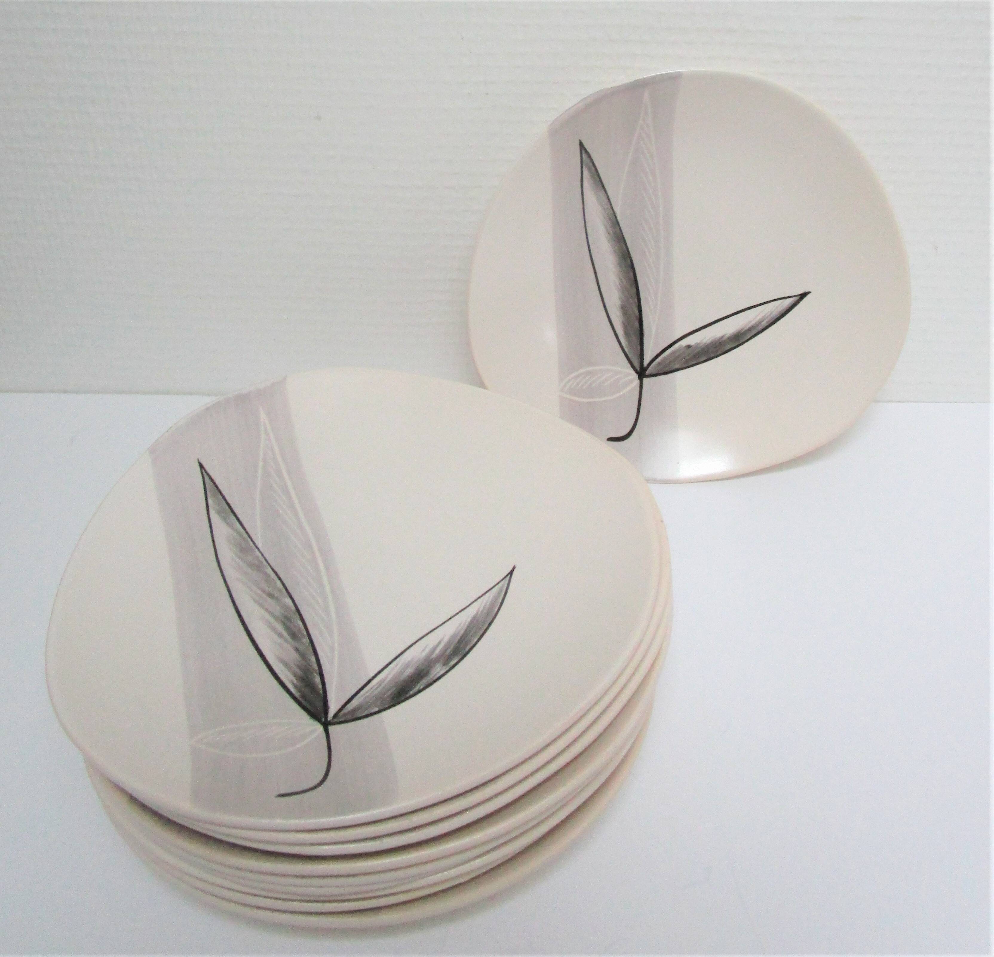 Ten Pornic design plates from the 60s, "Lotus" model