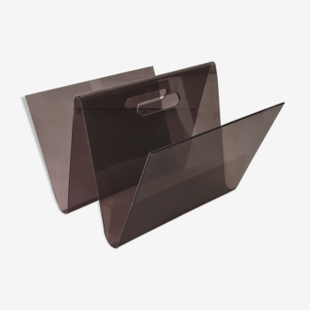 Plexiglass magazine holder