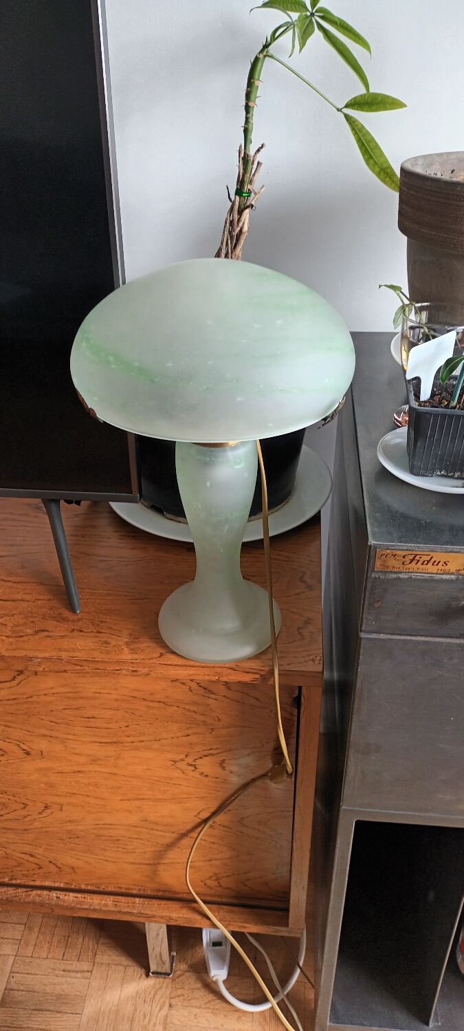 Vintage glass paste lamp