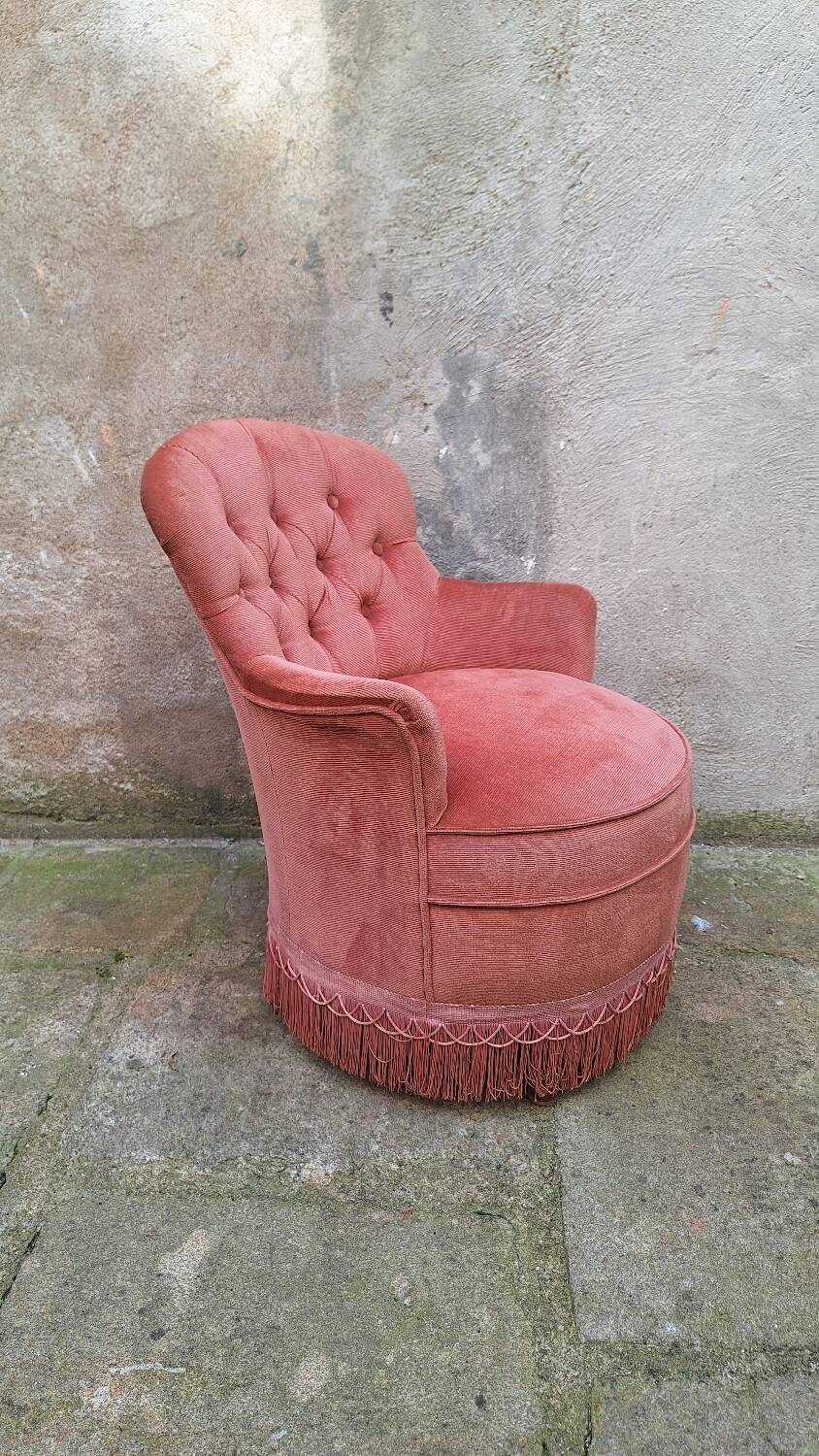 Velvet toadstool armchair, old rose