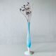Vase ancien en opaline bleue et blanche