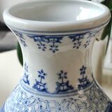 Chinese vase in fine porcelain