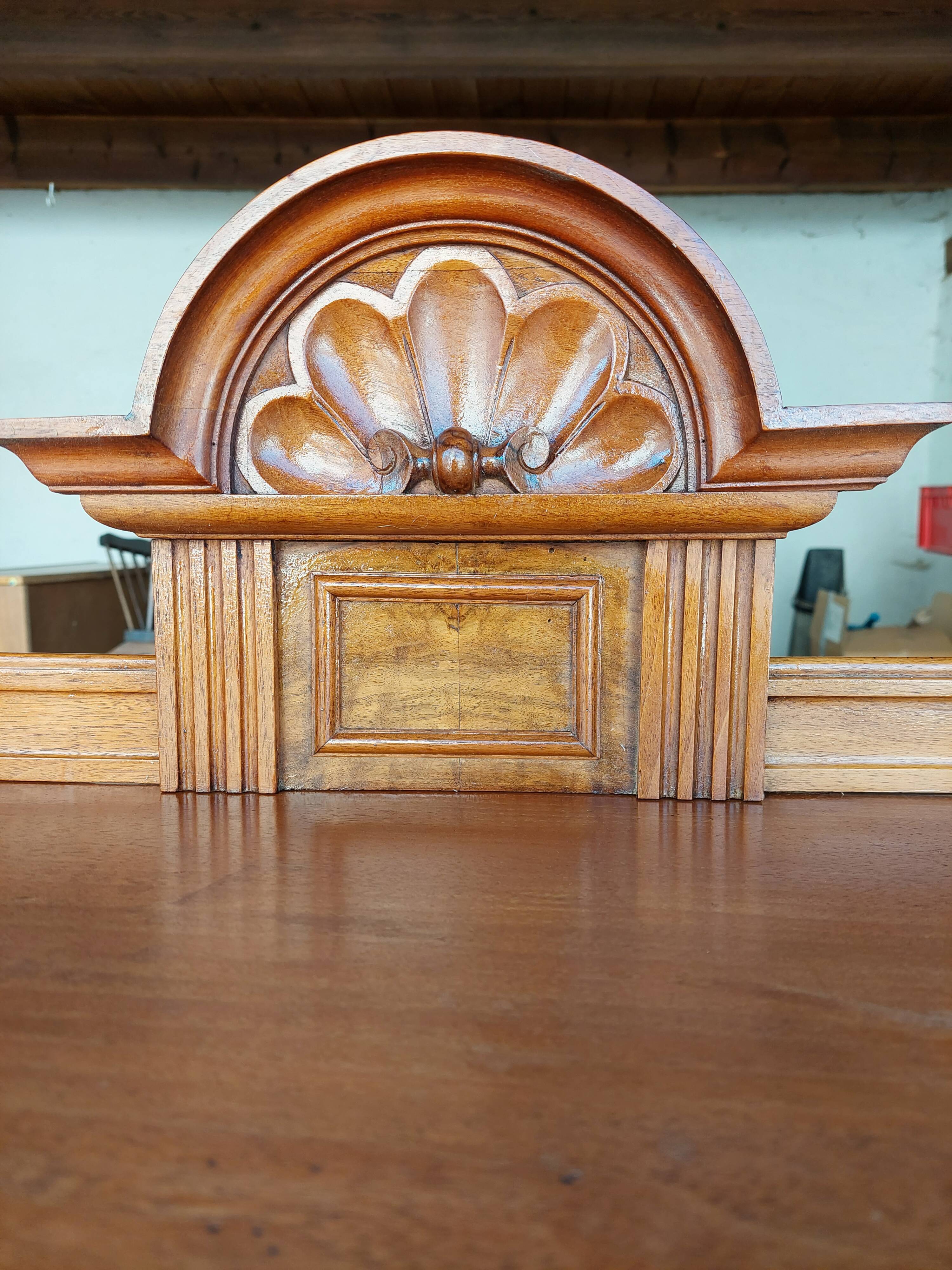 Henry II style office