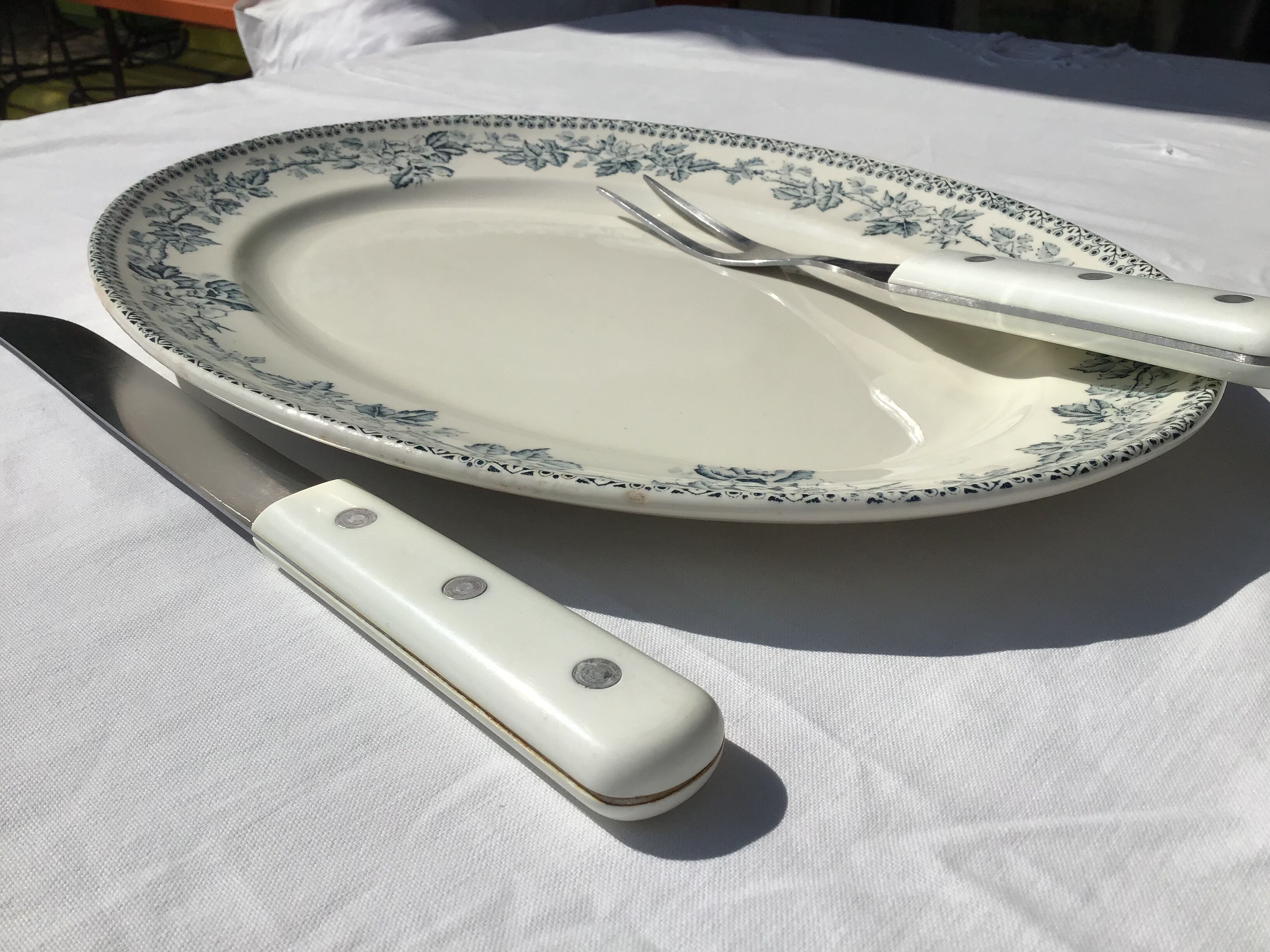Flat dish grey blue HBCM Guadeloupe