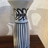 Pitcher Roger Capron