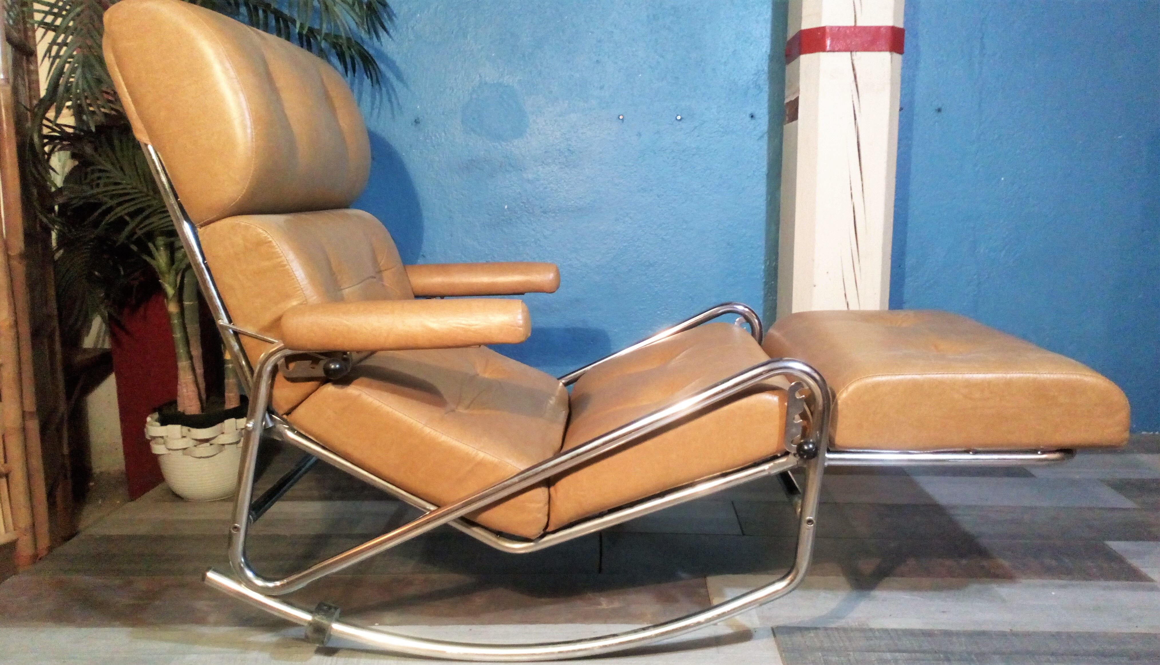 Rocking chair Lama 1970s