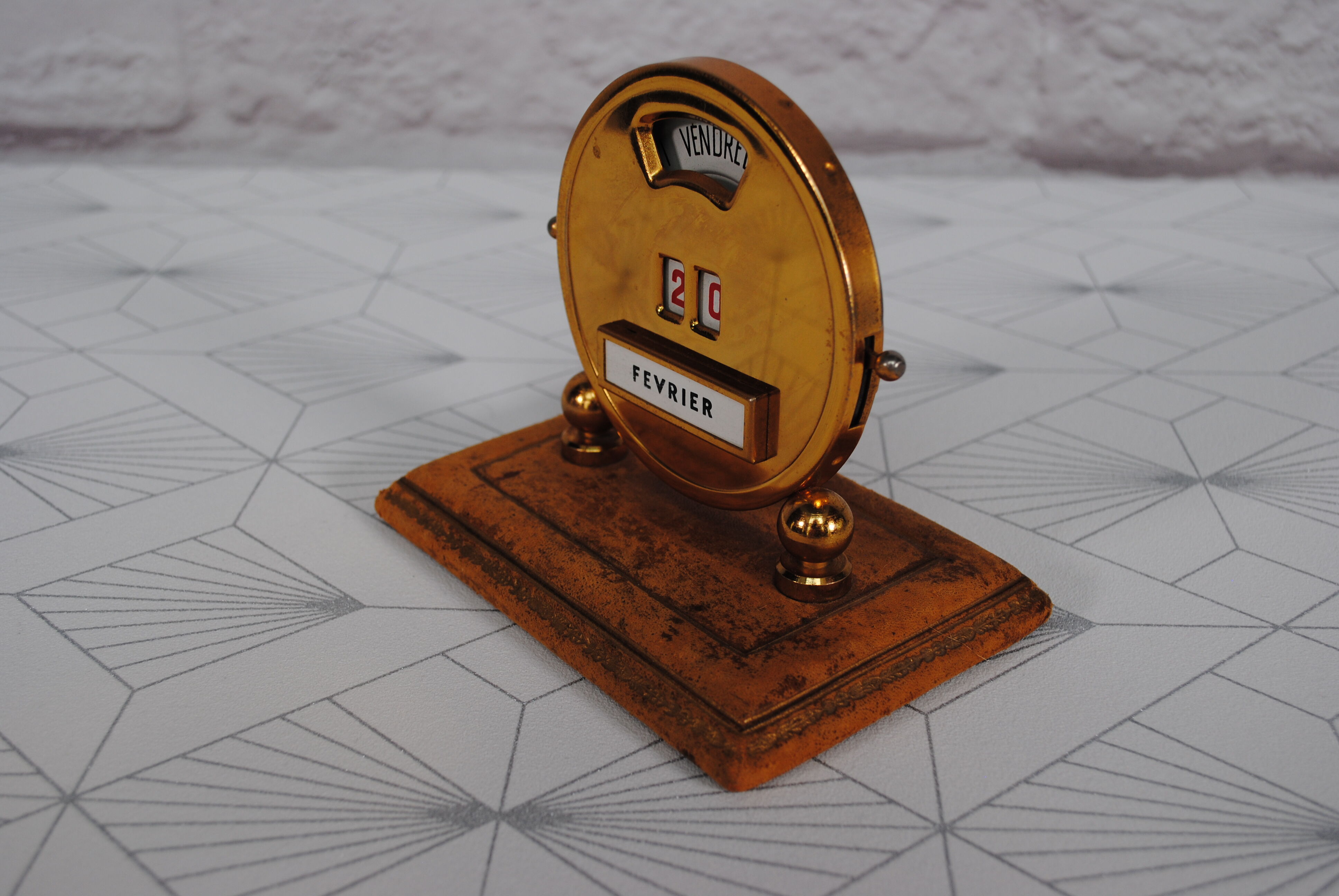 Mistral Perpetual Calendar 1960