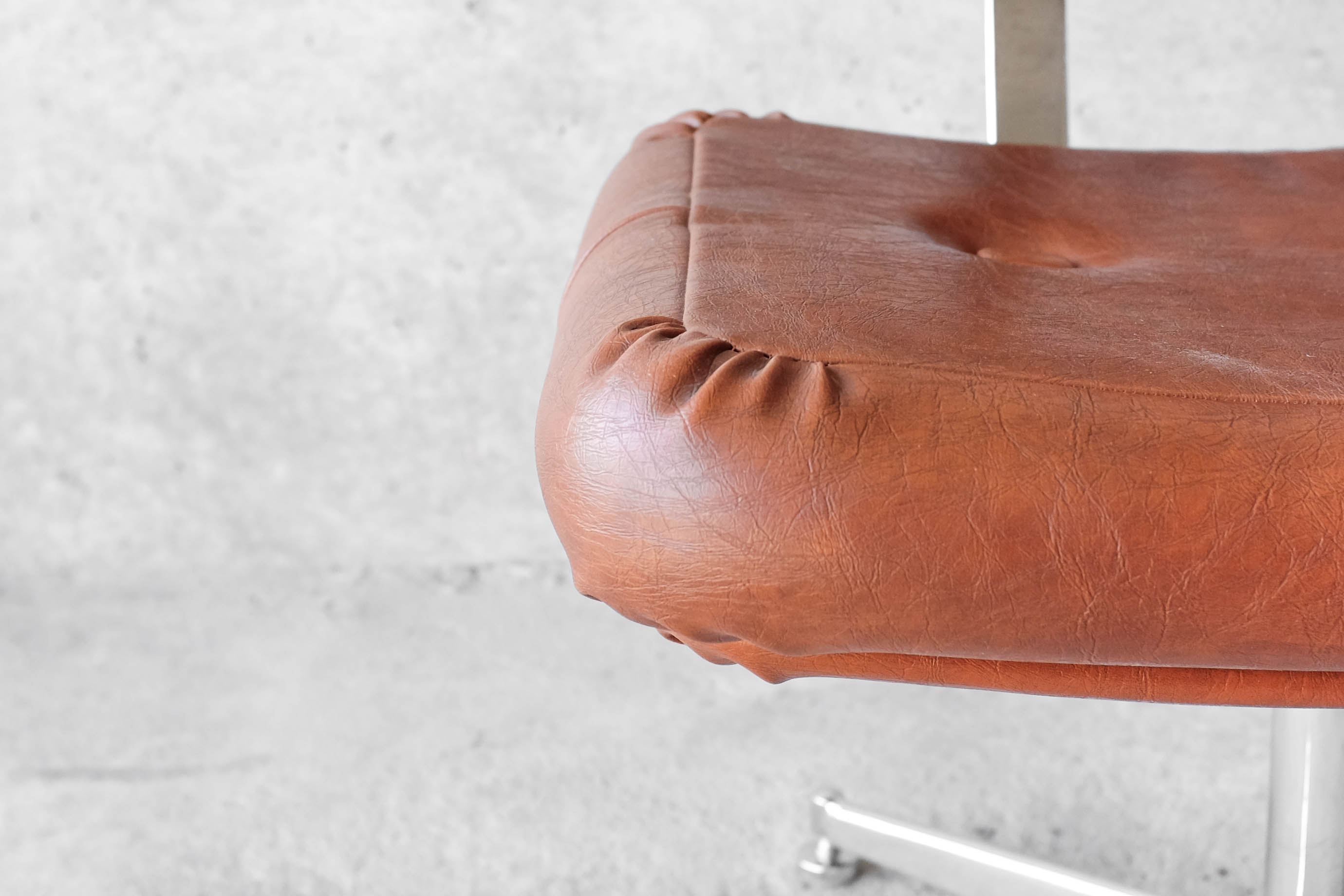 Pair of chairs - 1970 - Cognac